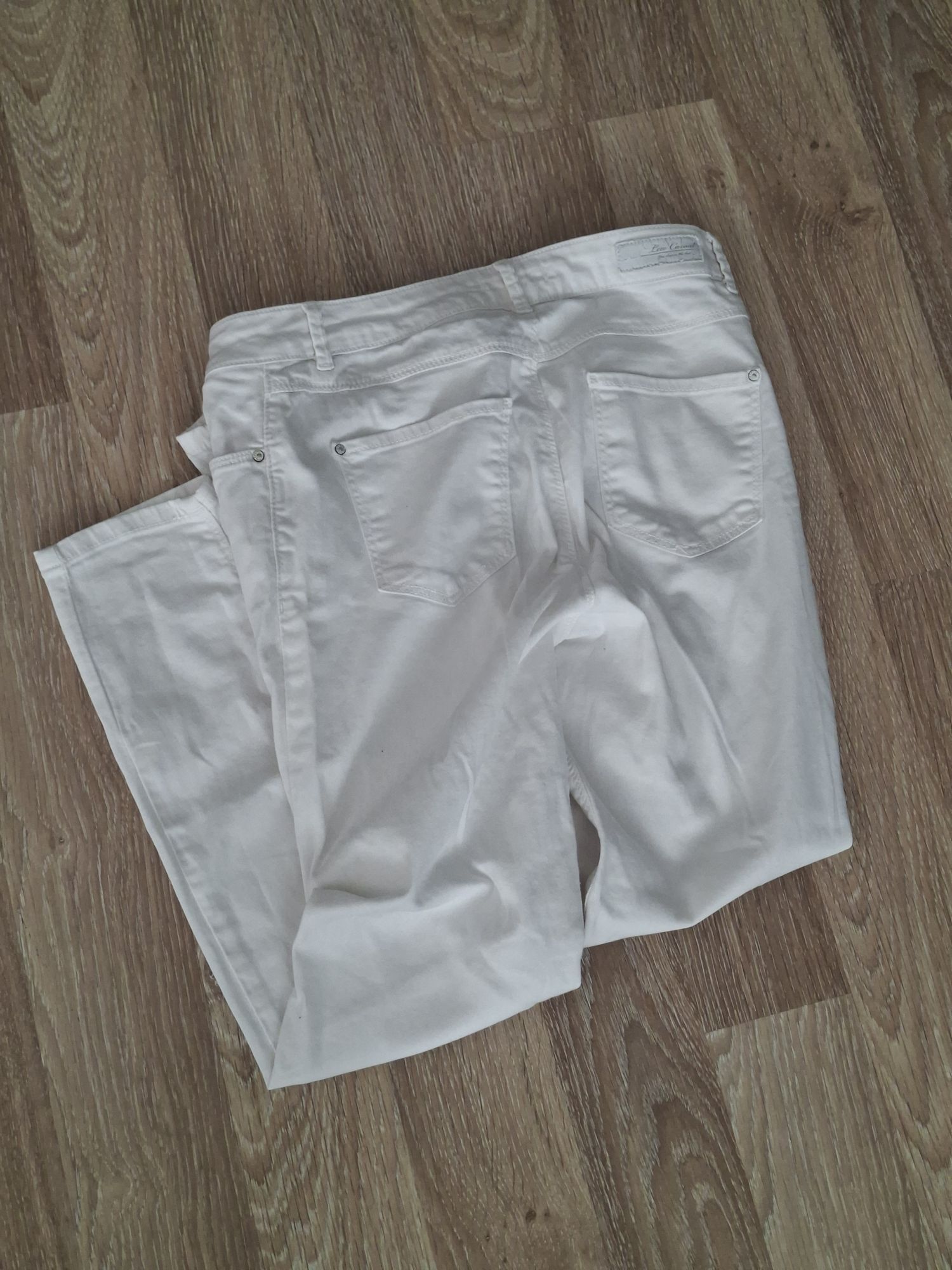 Beyaz Çocuk Jeans — görsel 7/7