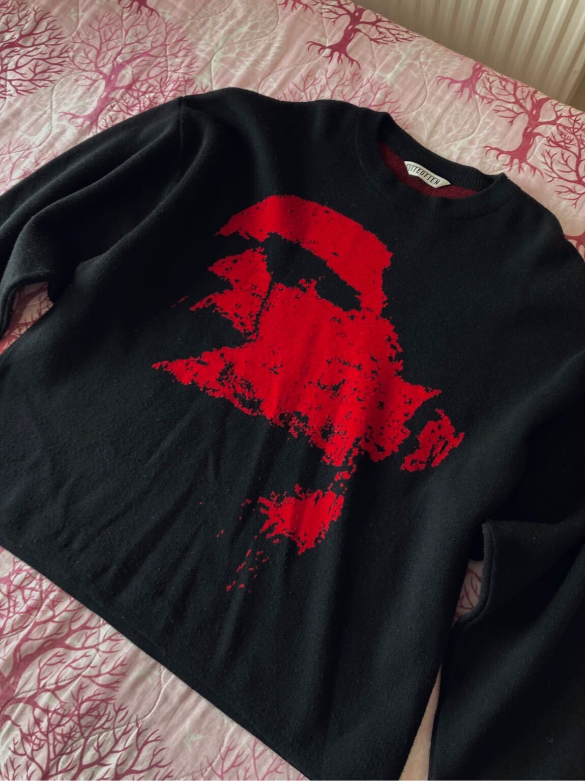 Quite Often Queen of Hearts Knit — görsel 2/3