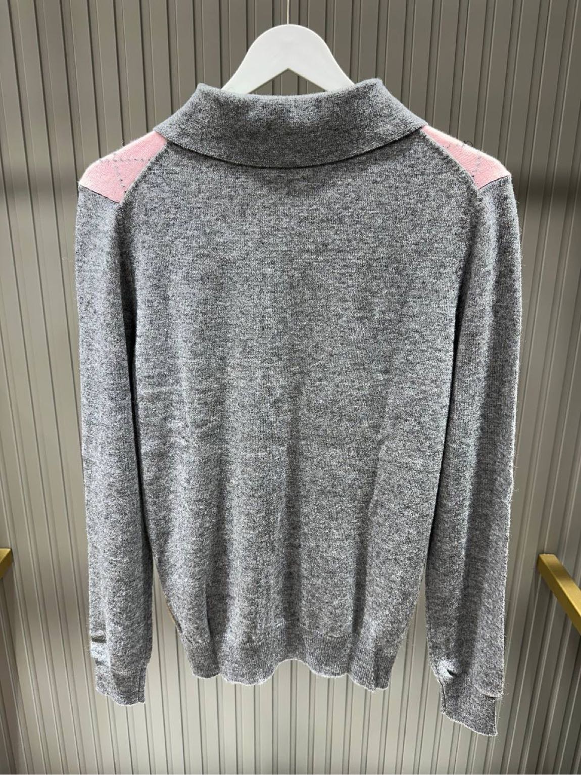 Prada Argyle Desenli Gömlek Yaka Kazak — görsel 2/4