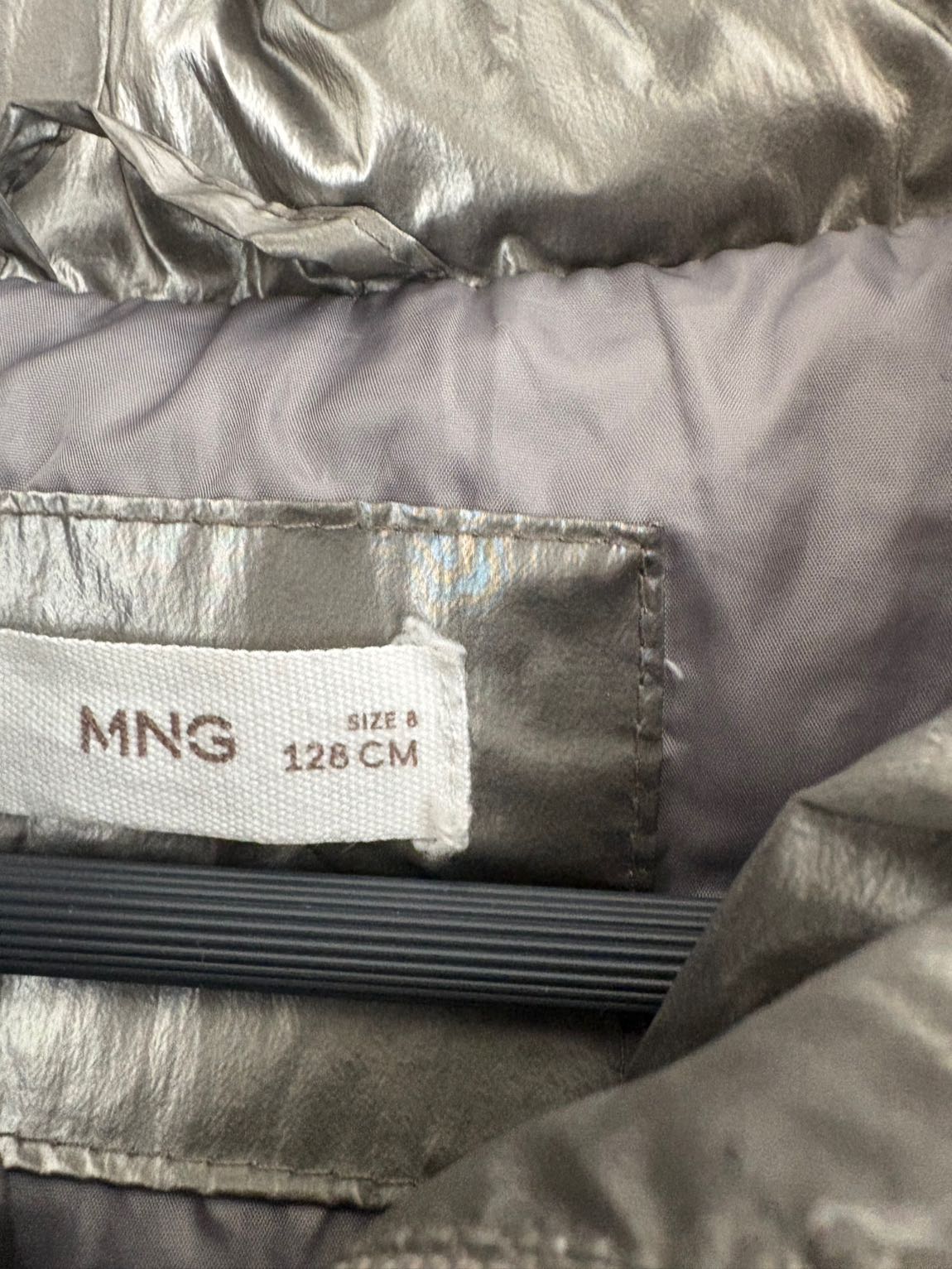 Mango Kapüşonlu Şişme Mont — görsel 2/6