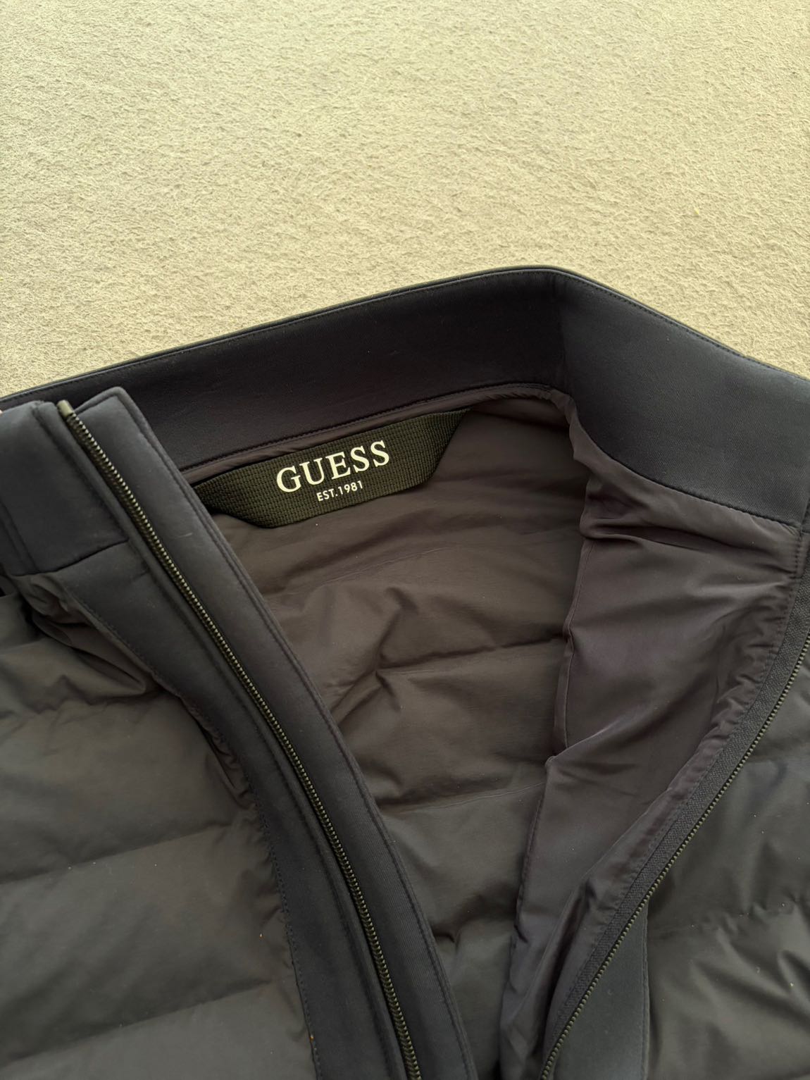 Guess Orijinal Mont — görsel 7/10