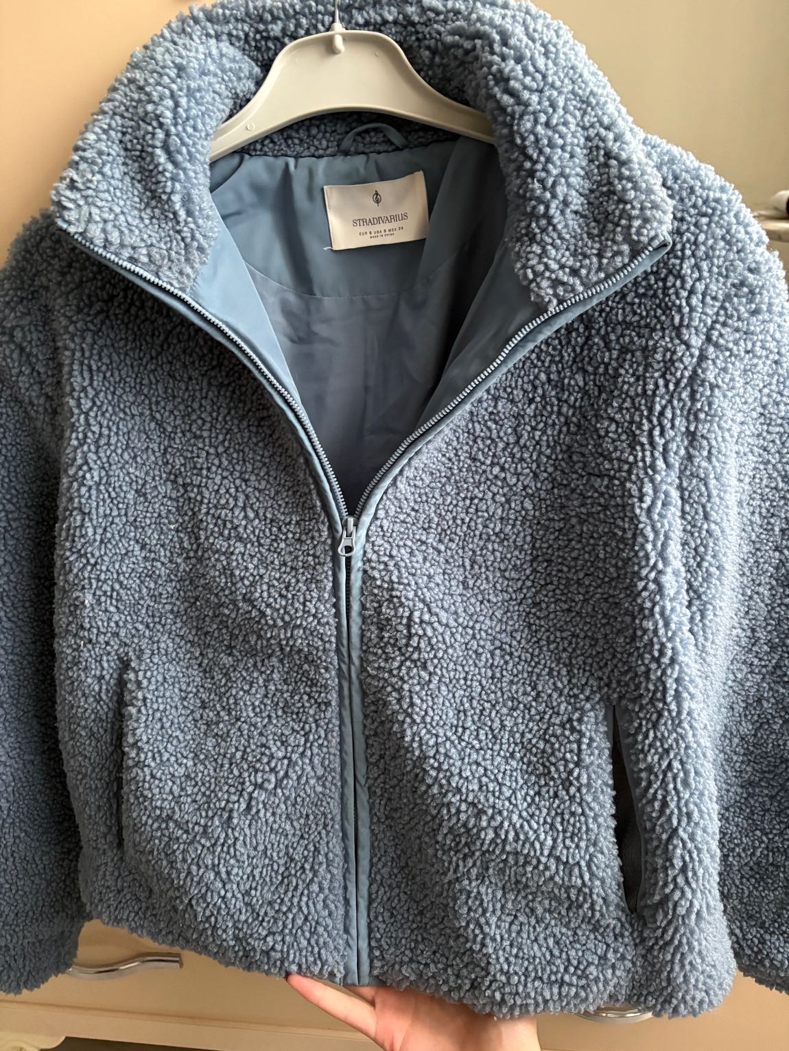 Stradivarius mavi peluş mont — görsel 2/5