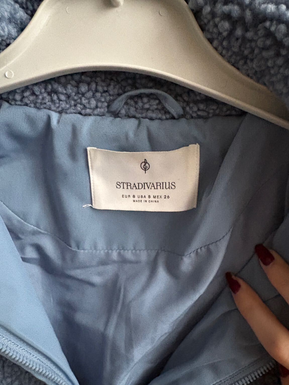 Stradivarius mavi peluş mont — görsel 3/5