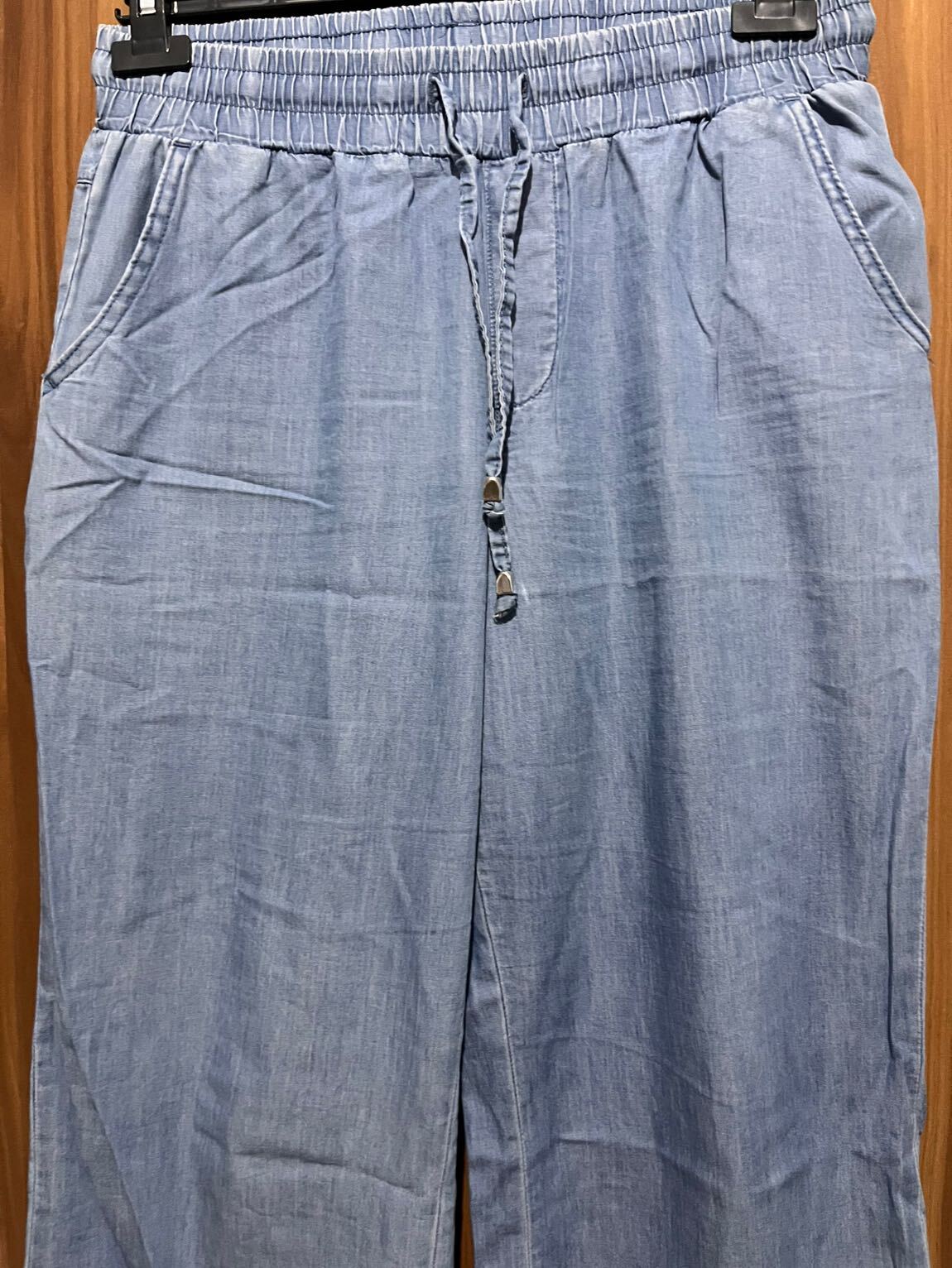 Lcw Geniş Paça Pantolon — görsel 2/4