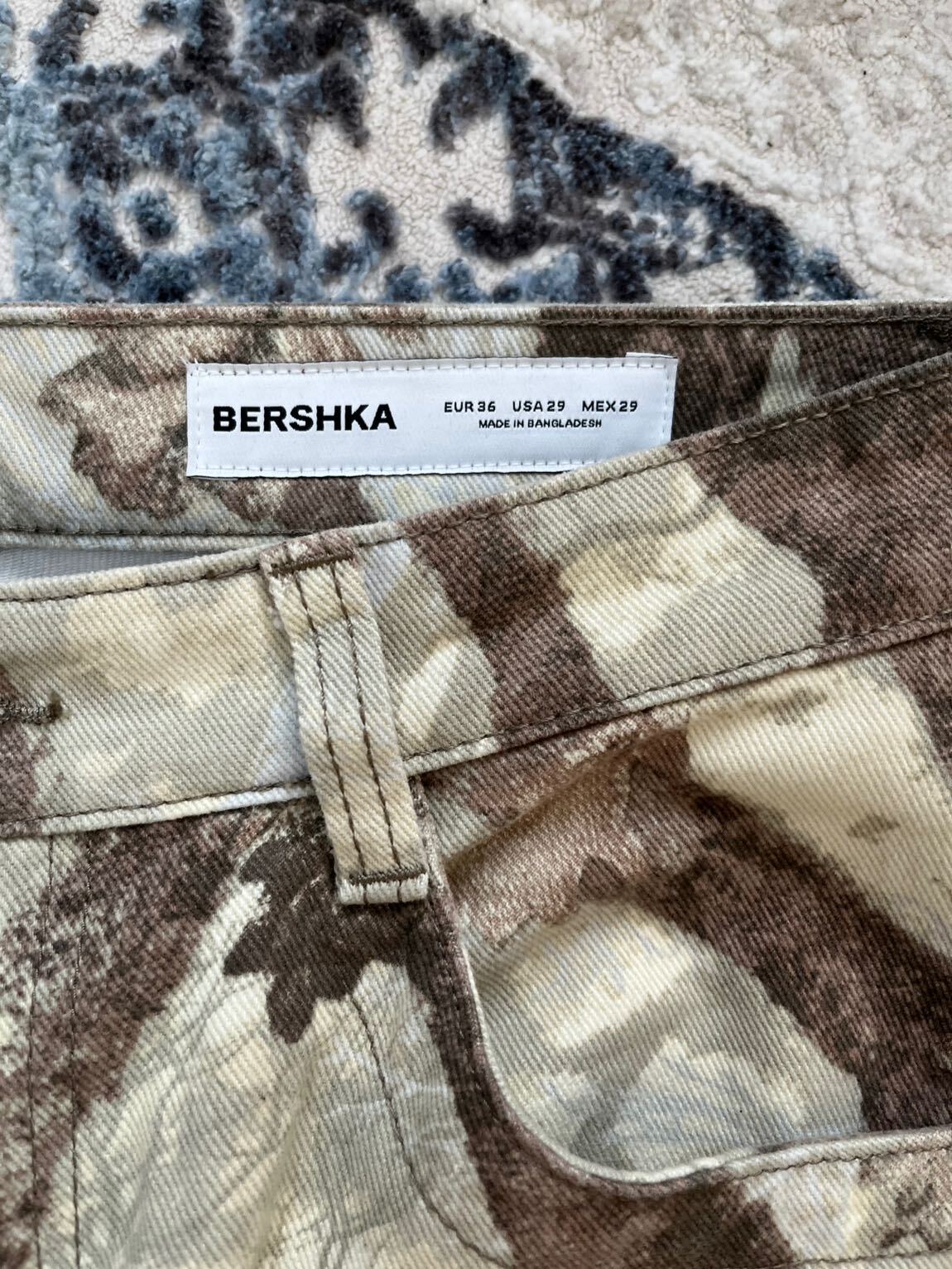 Bershka Desenli Pantolon — görsel 3/3