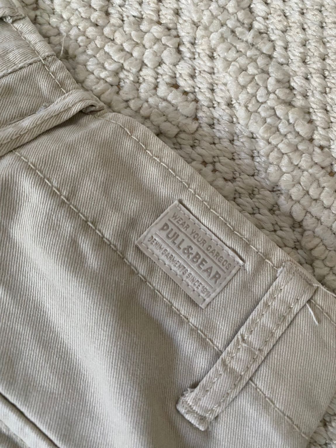pull&bear Krem Kargo Pantolon — görsel 3/4