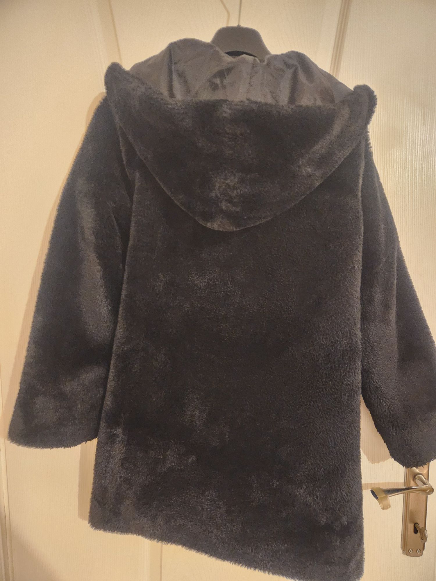 Siyah Peluş Kaban — görsel 6/10