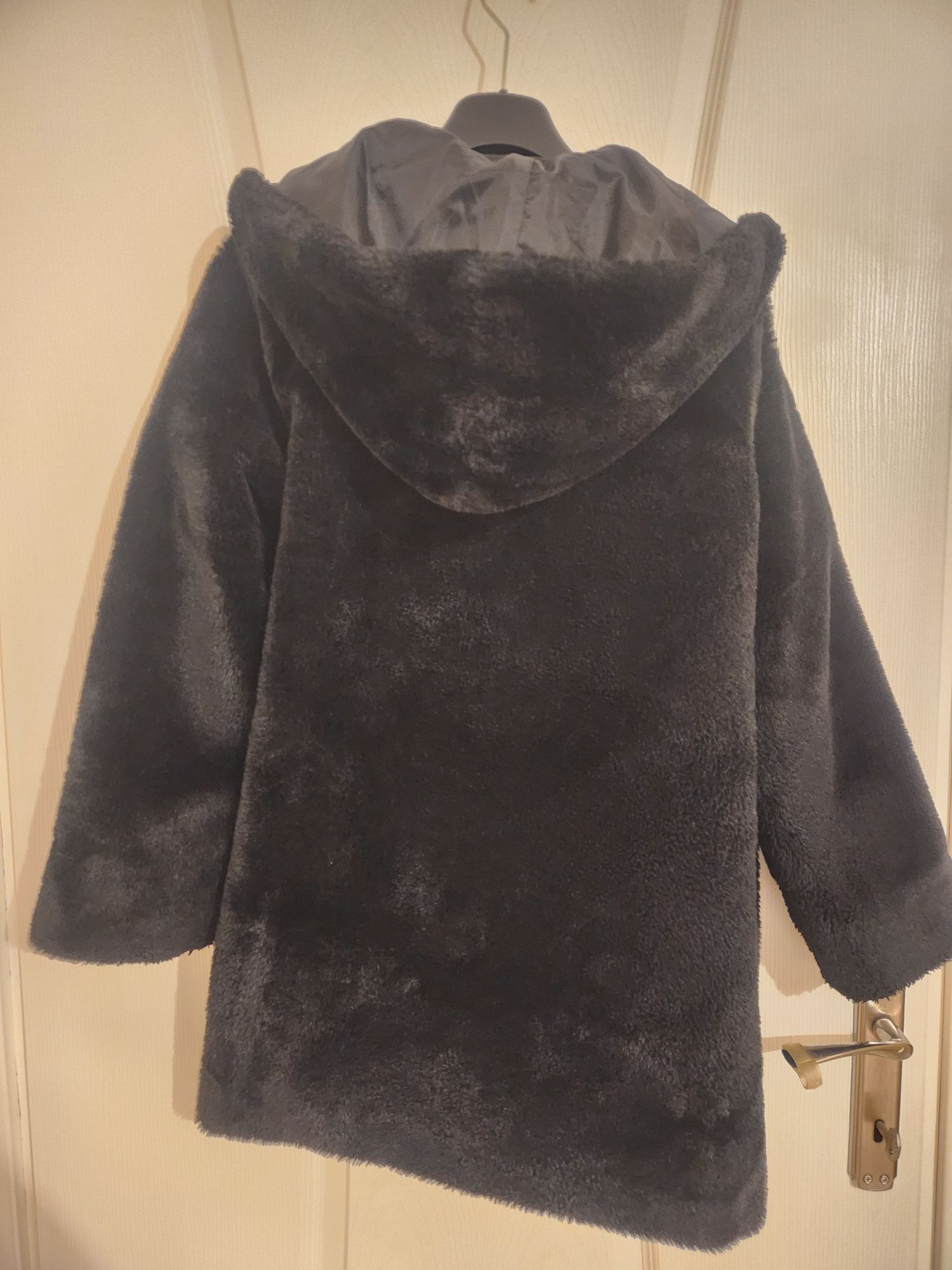 Siyah Peluş Kaban — görsel 7/10