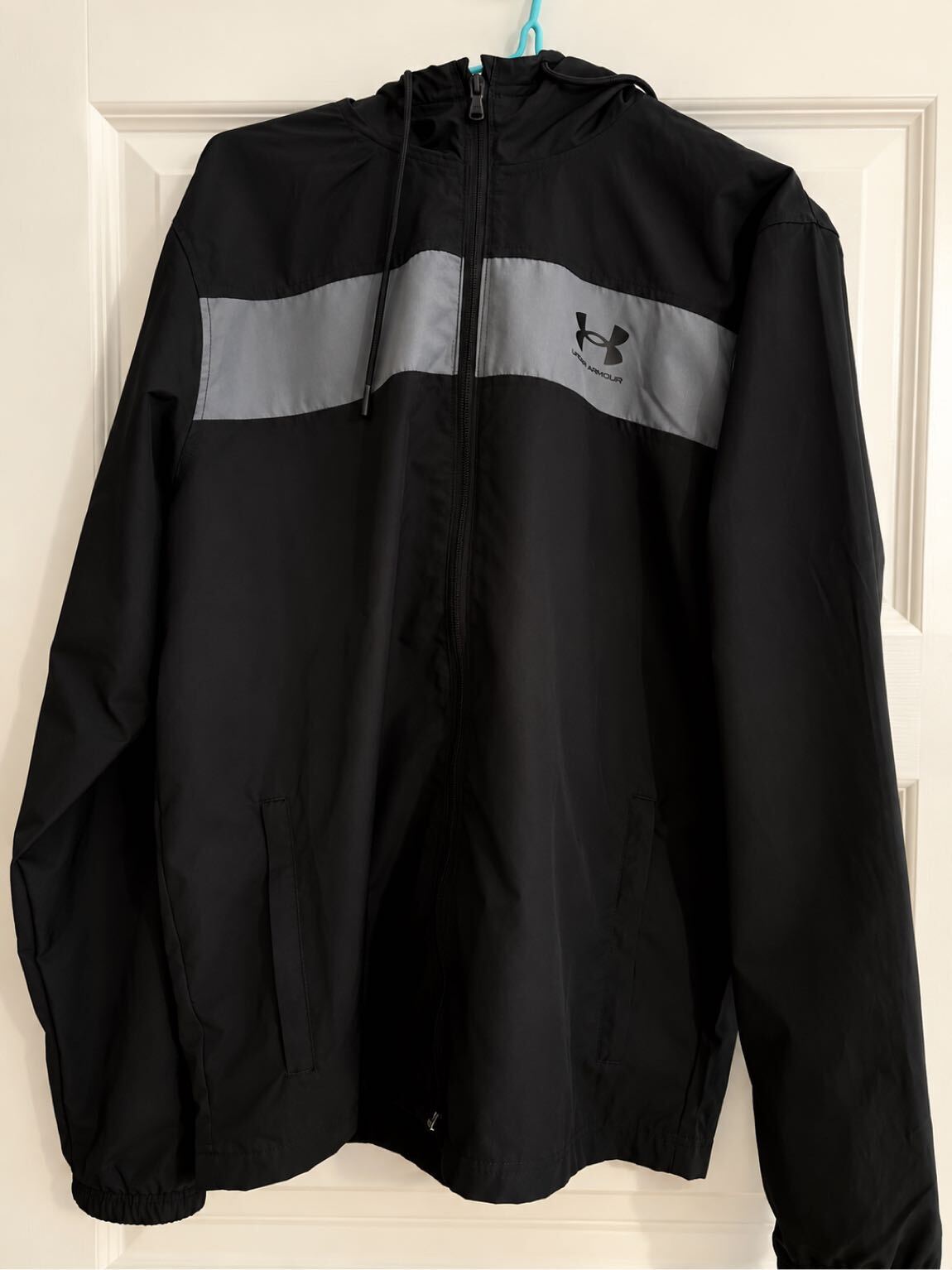 Under Armour Siyah Spor Mont — görsel 2/3