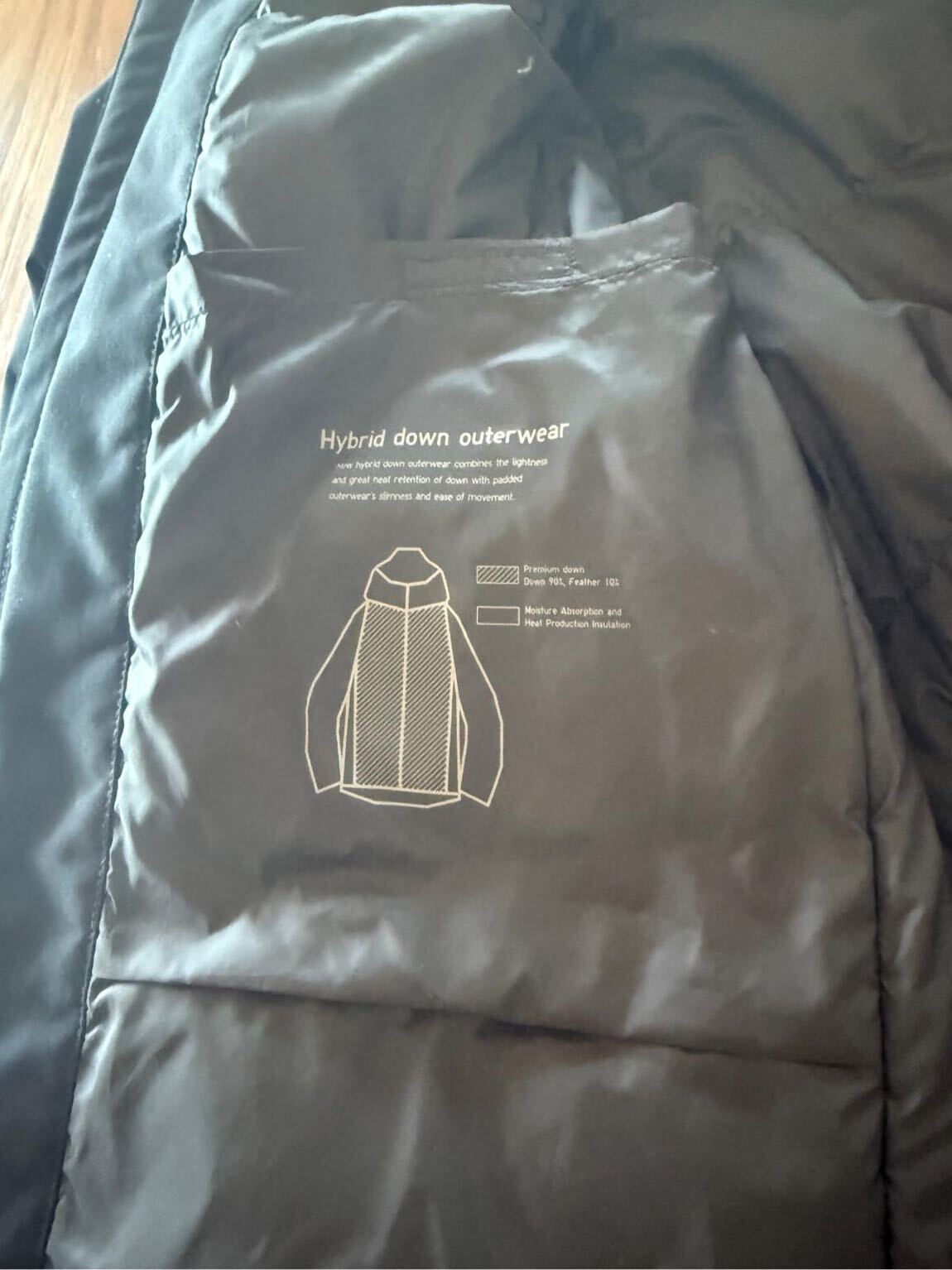 UNIQLO Siyah Kapüşonlu Outdoor Mont — görsel 6/6