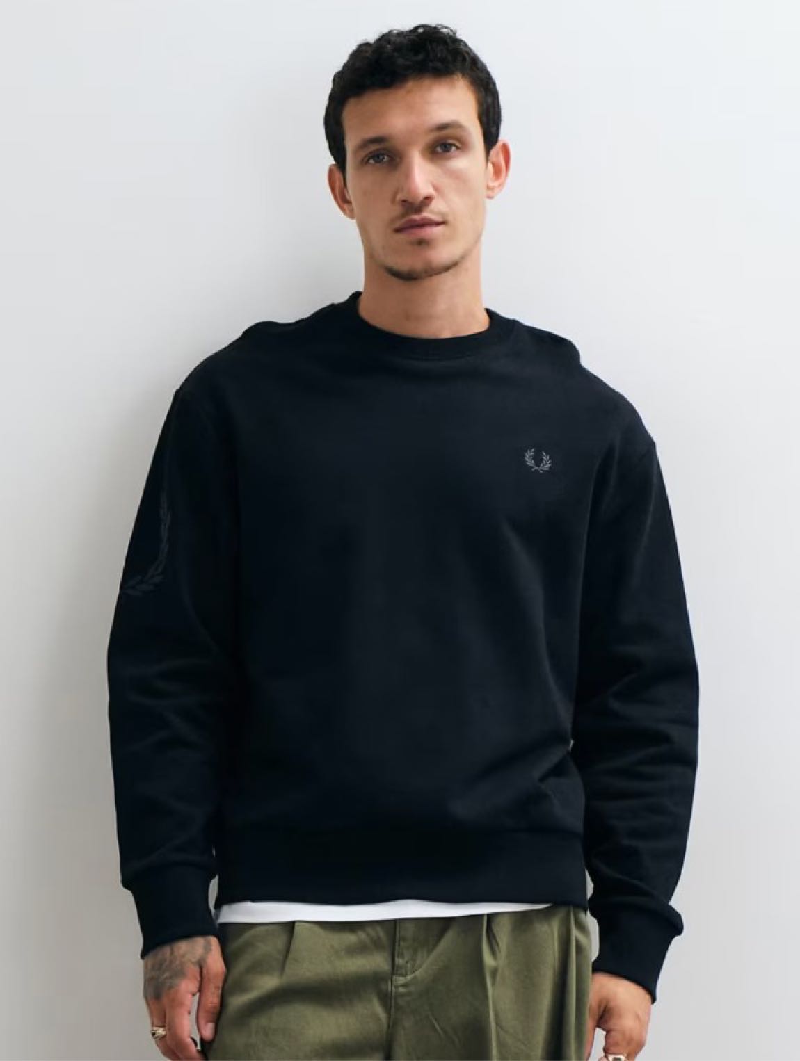 Siyah Sweatshirt — görsel 3/4