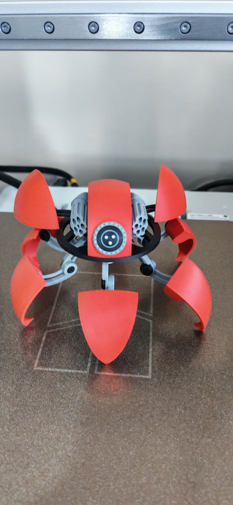 HexaCorePrime - 3D Baskı Hareketli Robot — görsel 2/9