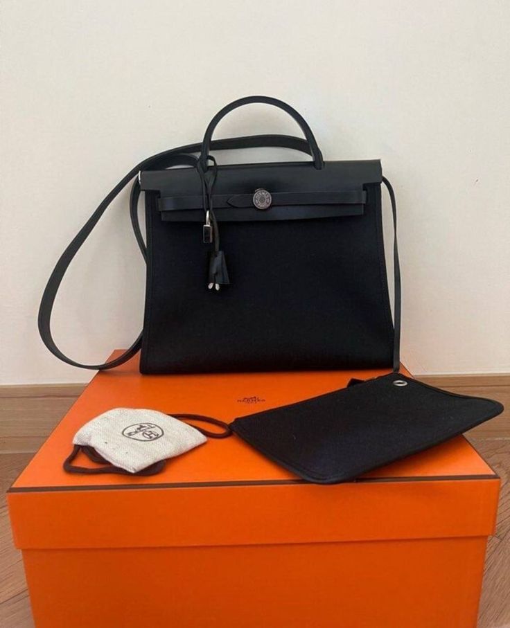 Hermes Herbag — görsel 3/3