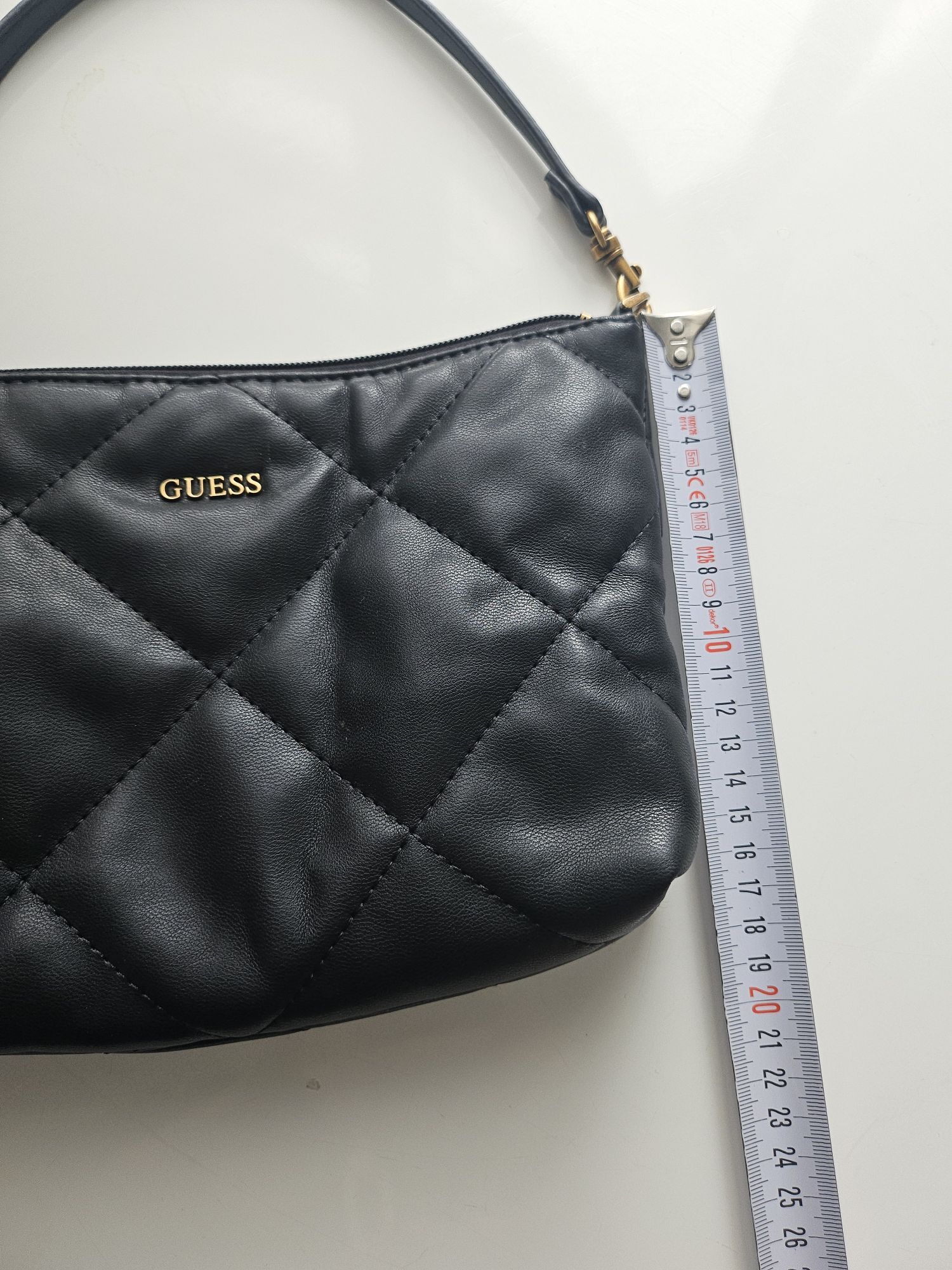 Guess Siyah El Çantası — görsel 2/4