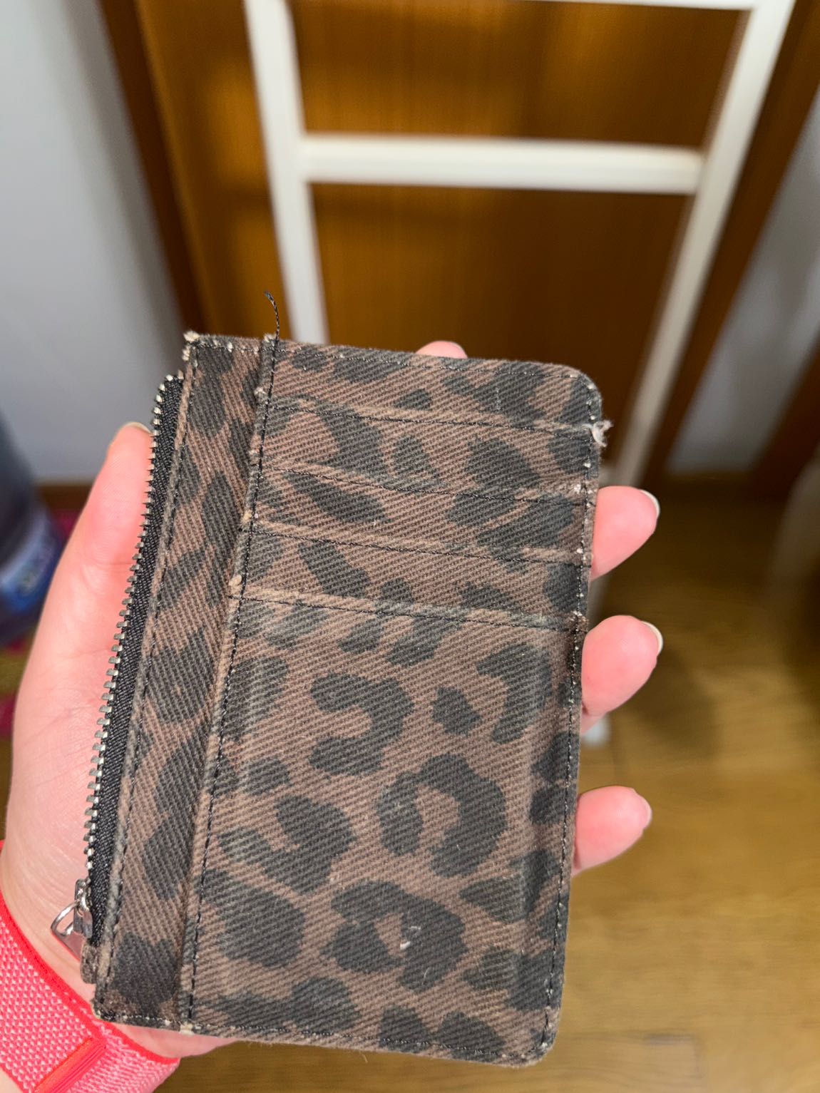 Leopar Desenli Kartlık — görsel 2/3