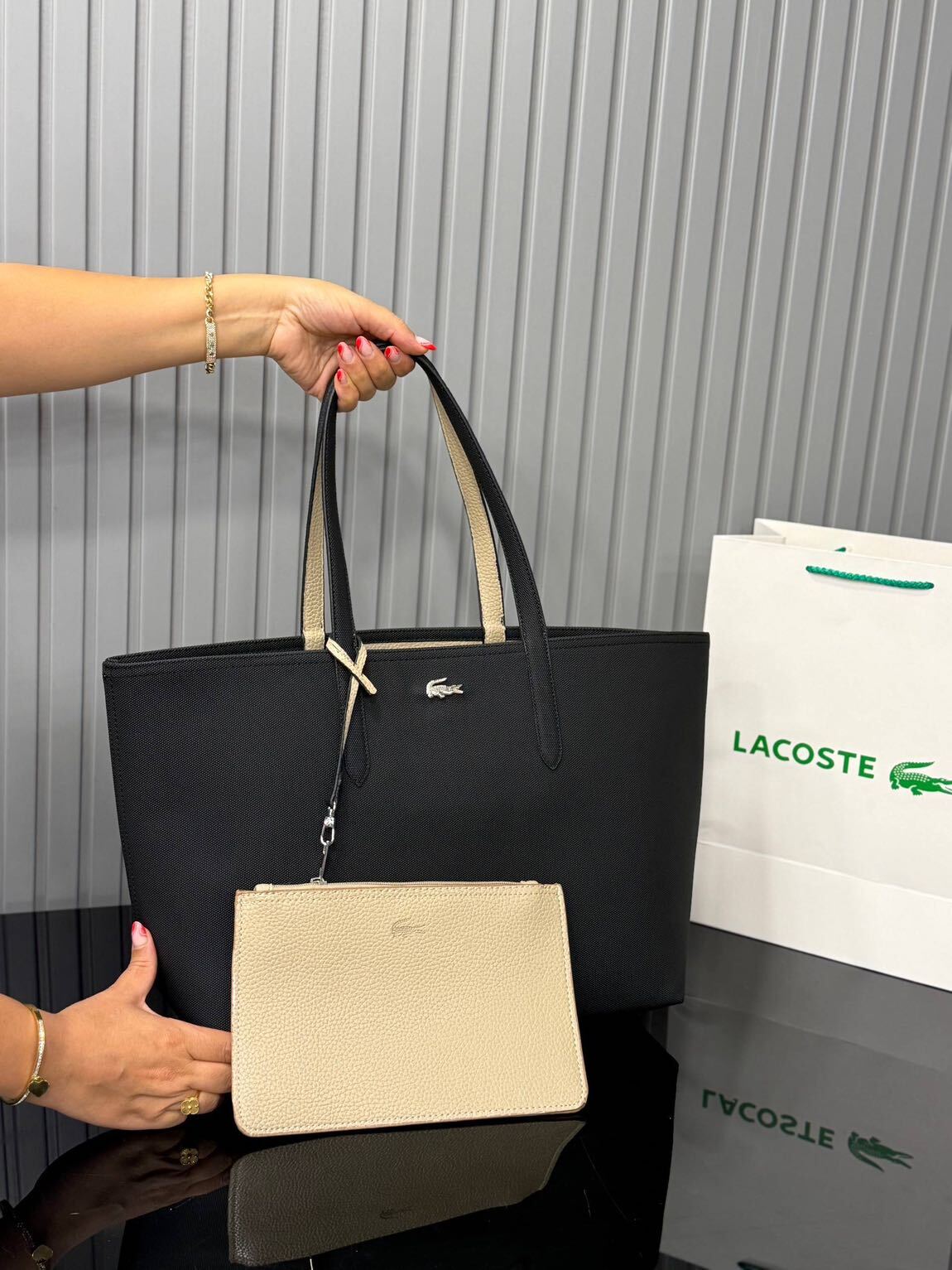Lacoste Siyah Tote Çanta — görsel 2/2