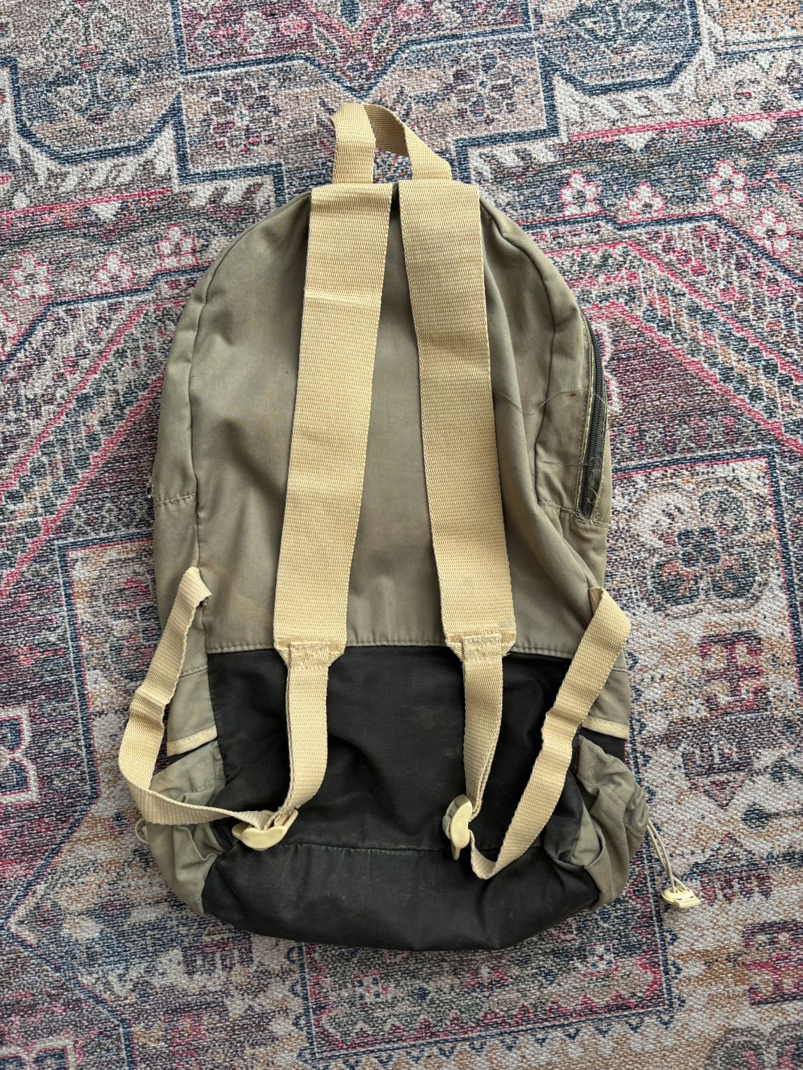Grunge vintage y2k patched sırt çantası — görsel 2/6