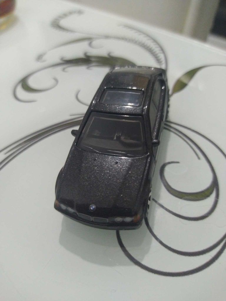Siyah BMW Model Araba — görsel 7/7