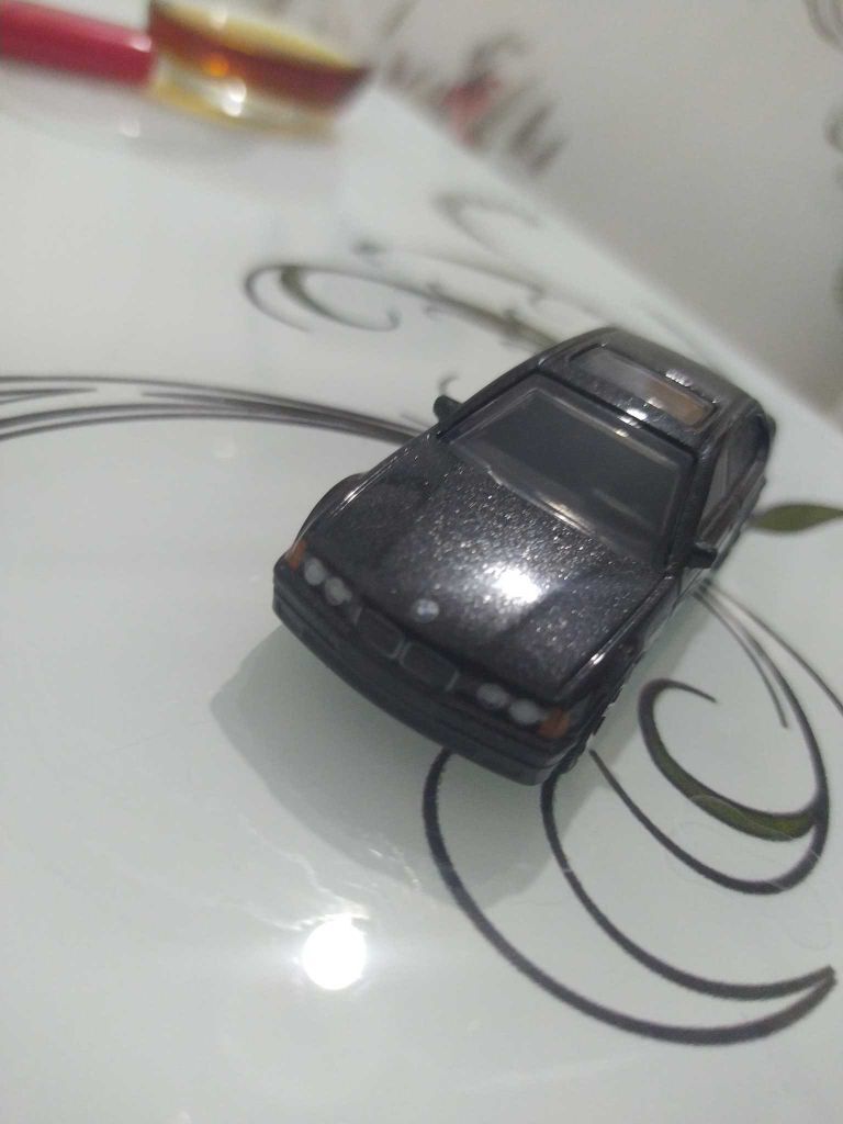 Siyah BMW Model Araba — görsel 6/7
