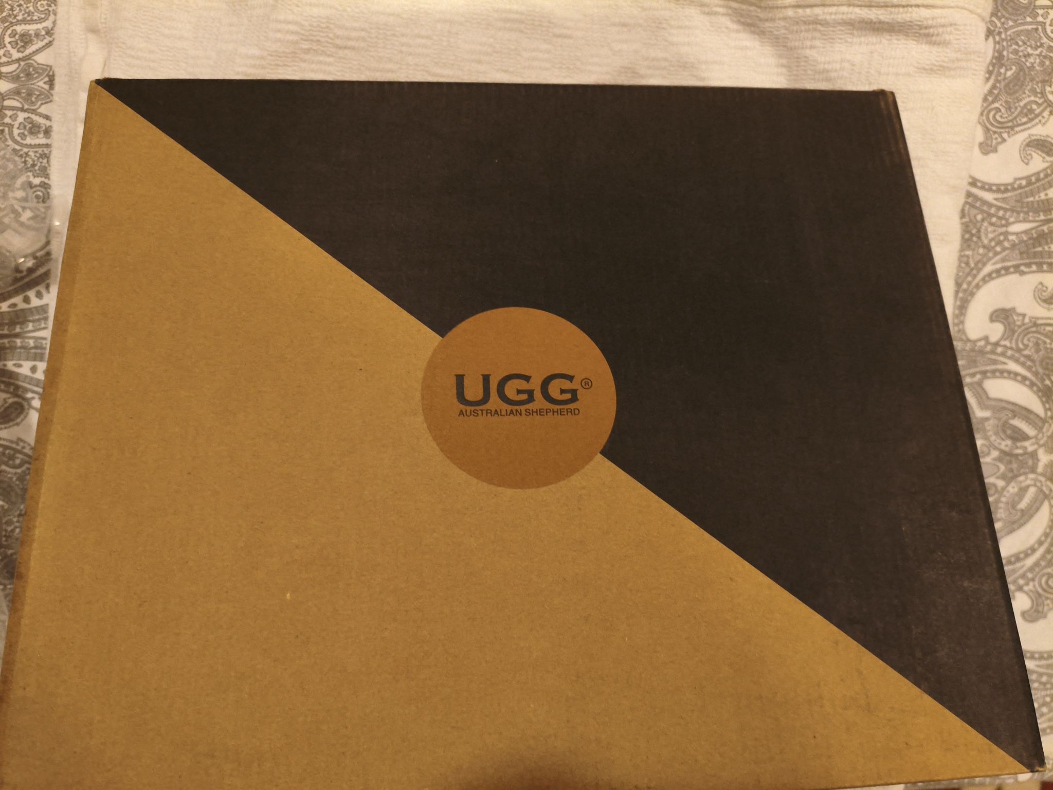 UGG Australian Shepherd Bot — görsel 2/3