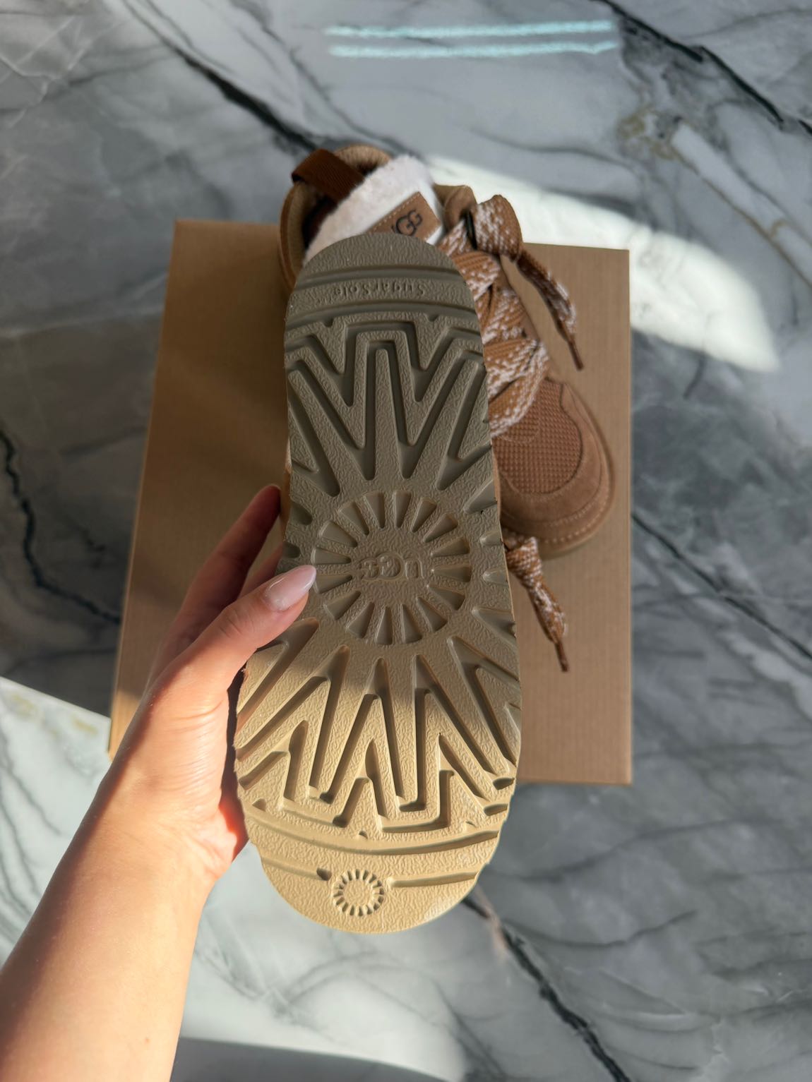 Ugg Taba Spor Ayakkabı — görsel 4/5