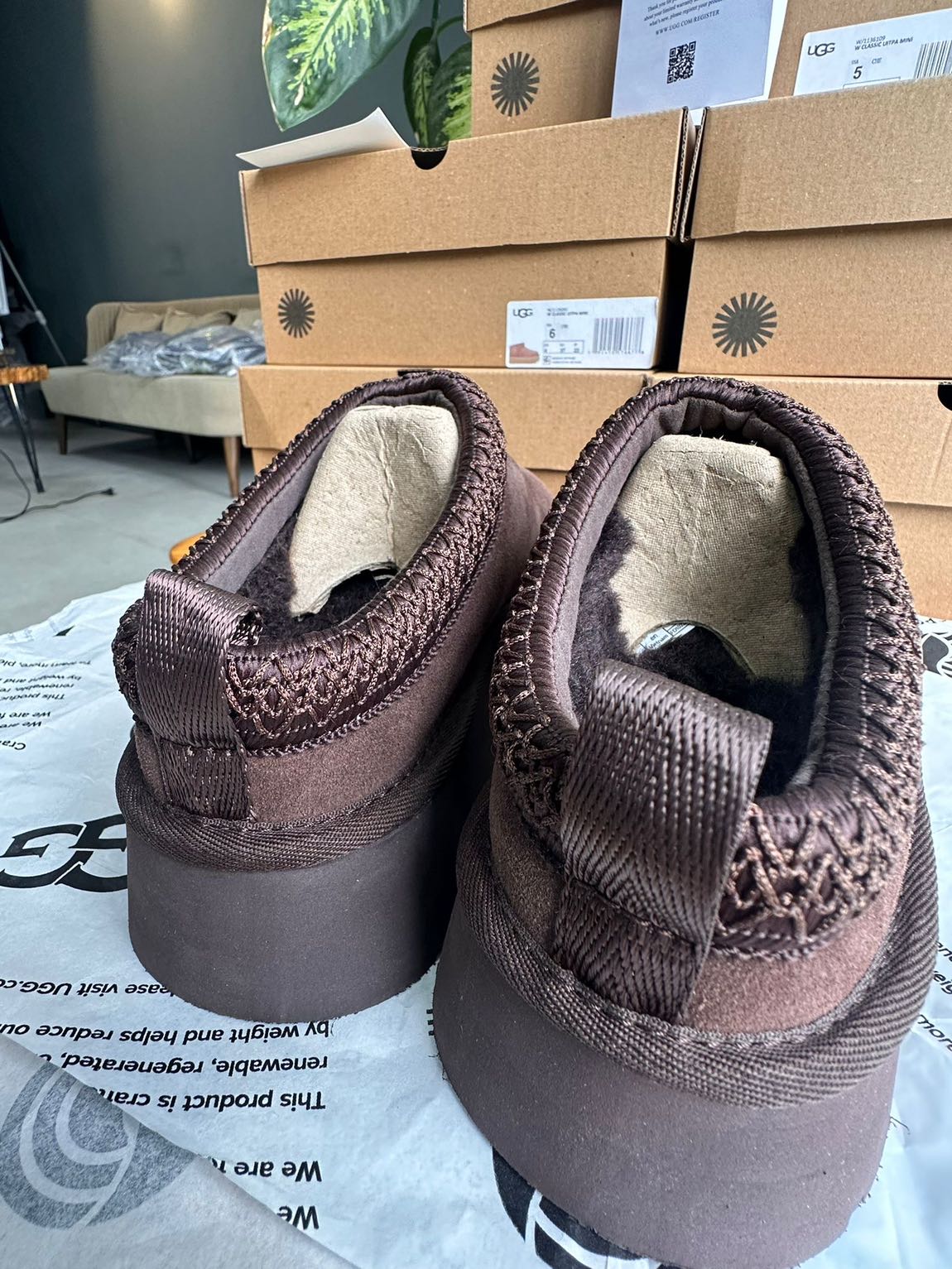 Ugg acı kahve terlik — görsel 2/10