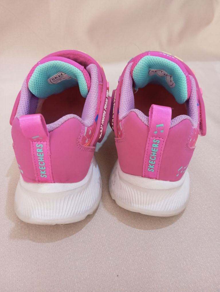 Skechers spor ayakkabı — görsel 5/7