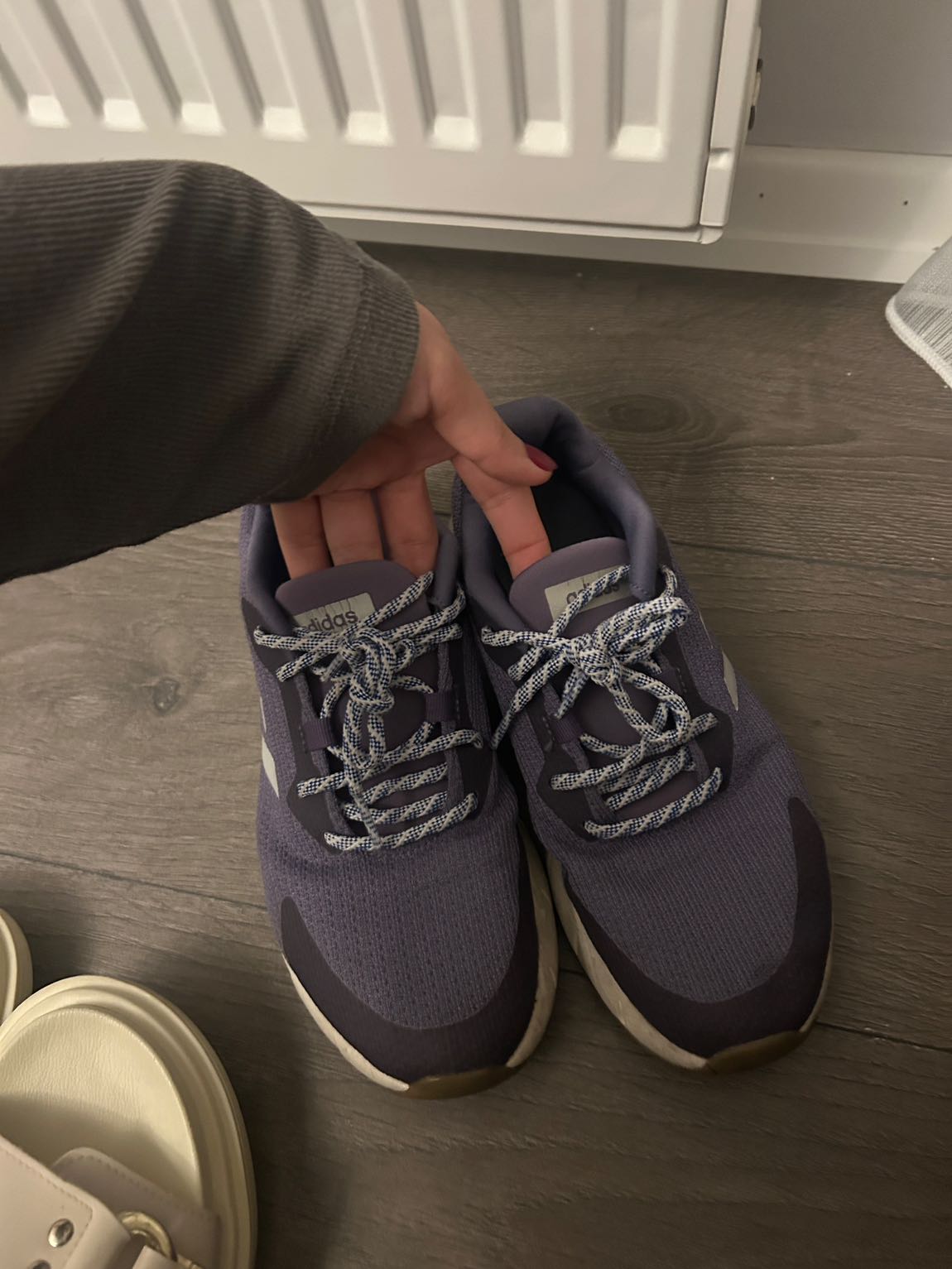 Adidas Lila Spor Ayakkabı — görsel 2/4