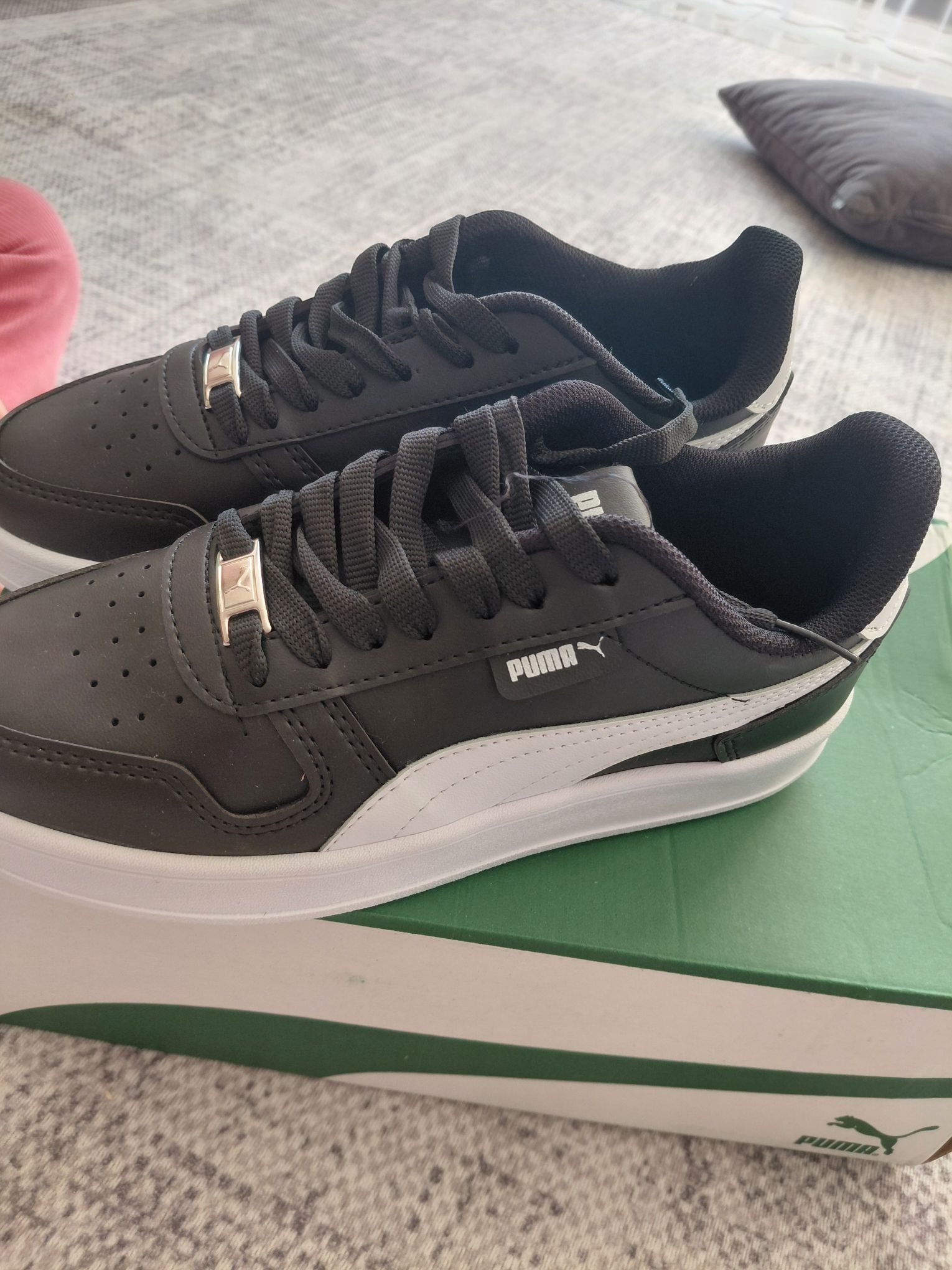 Puma Siyah Sneaker Ayakkabı — görsel 2/3