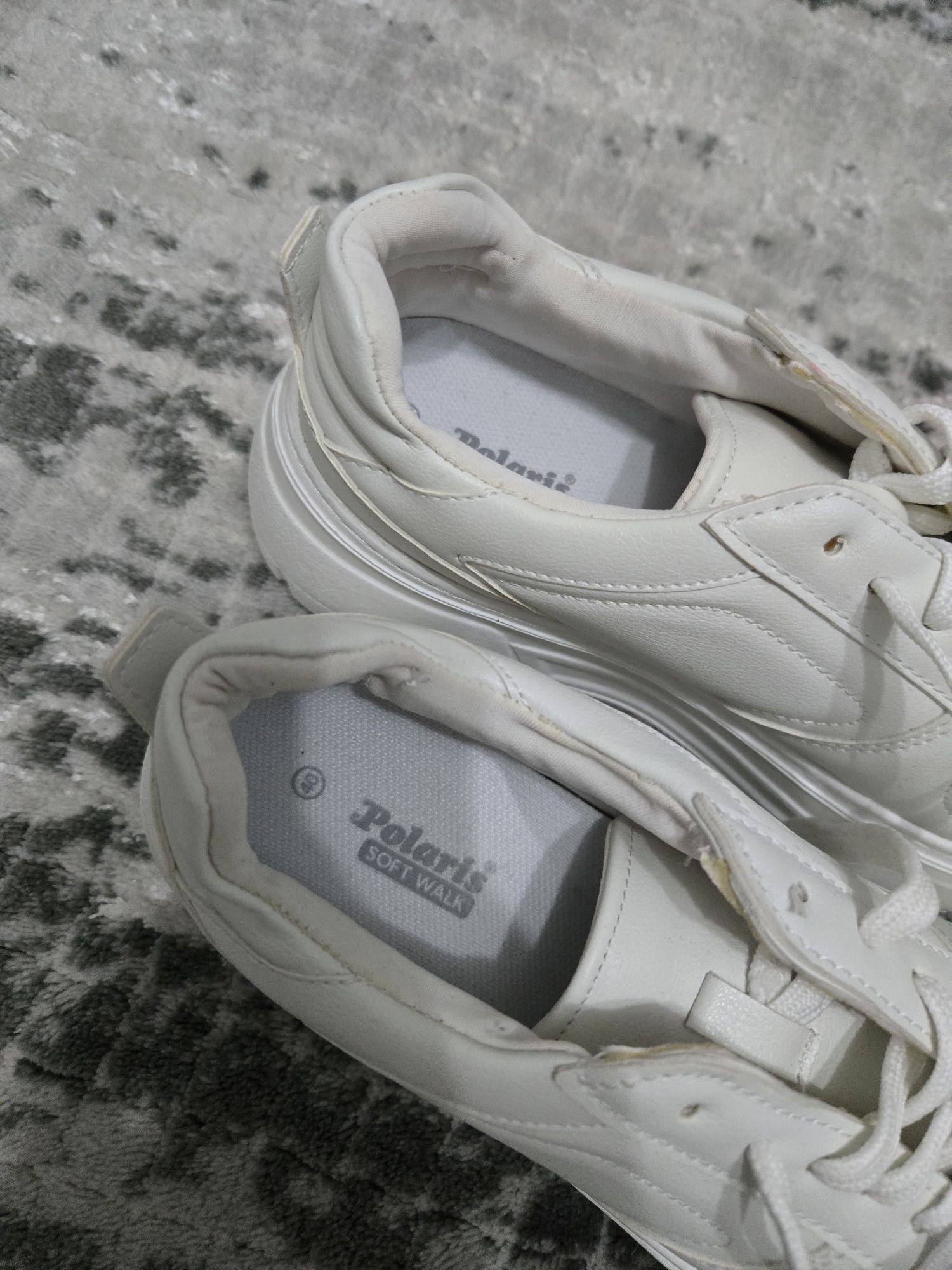 Beyaz Sneaker Ayakkabı — görsel 3/4