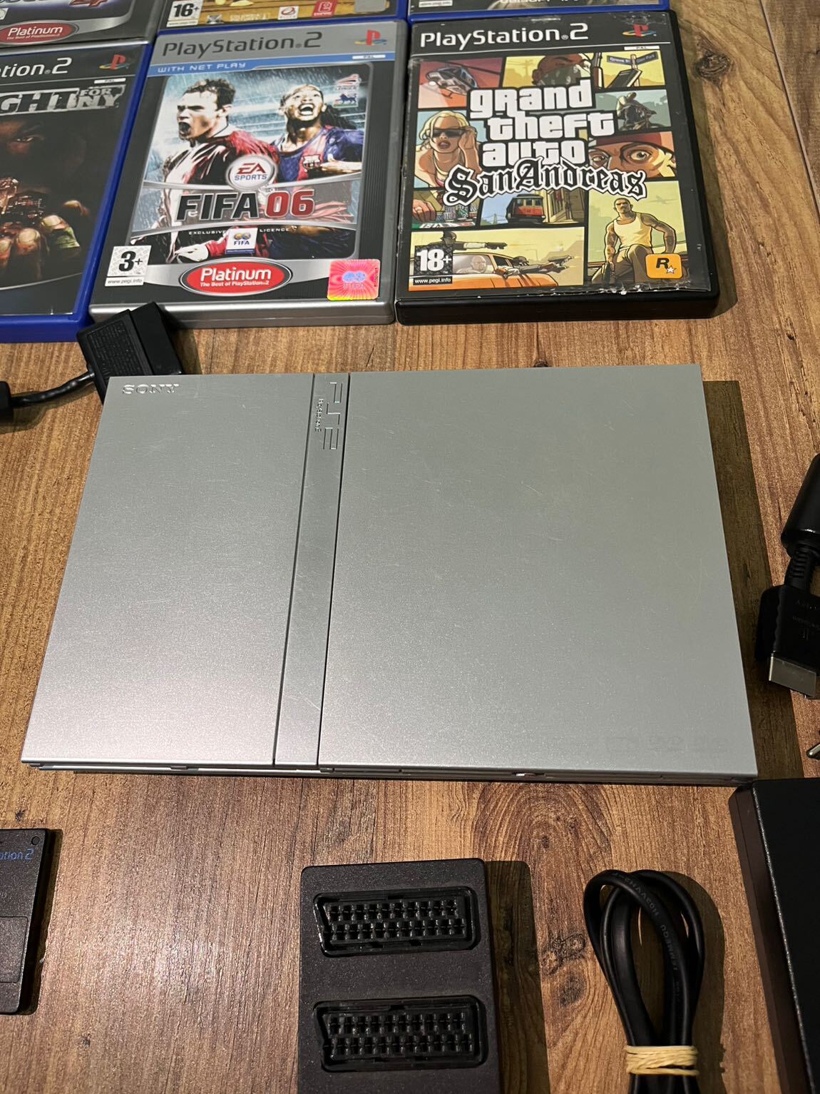 Ps2 slim silver 20 yıllık koleksiyon — görsel 4/16