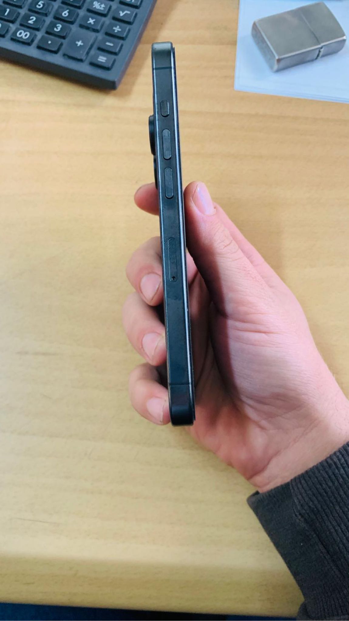 Apple iPhone 15 Pro — görsel 3/3