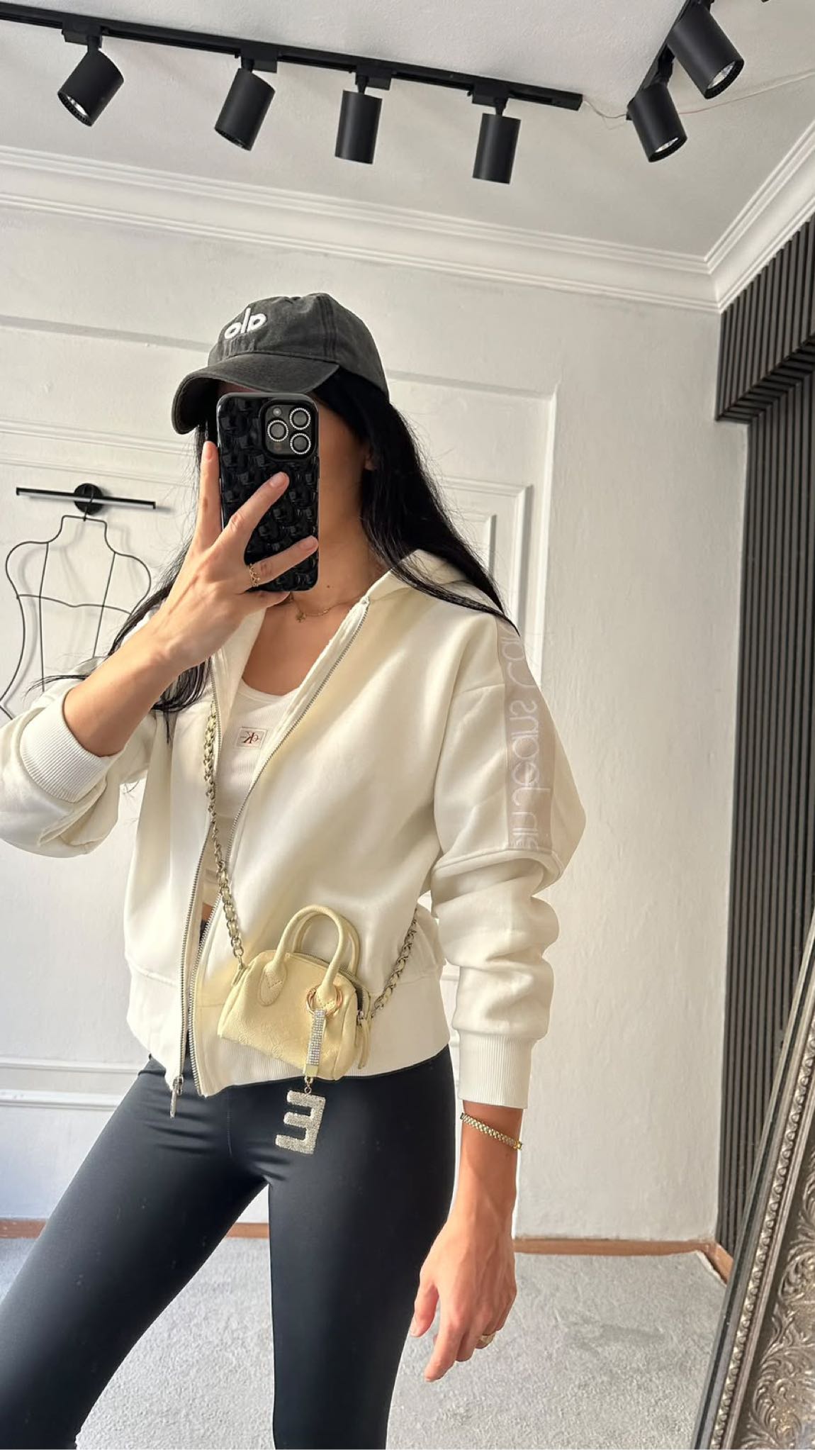 Ck Krem Fermuarlı Sweatshirt — görsel 2/3