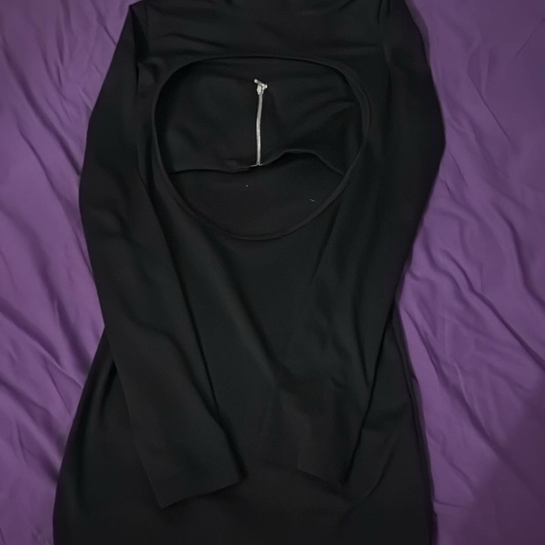 Siyah Ön Fermuarlı Mini Elbise — görsel 3/4
