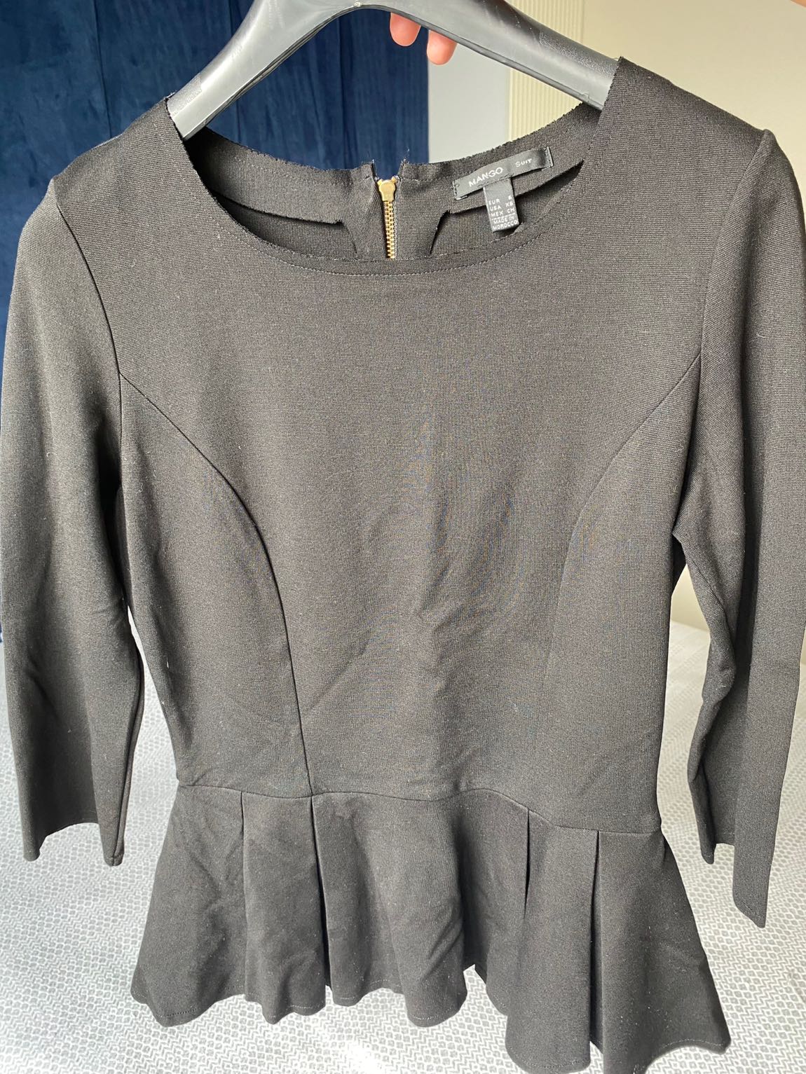 Mango Siyah Peplum Bluz — görsel 3/4