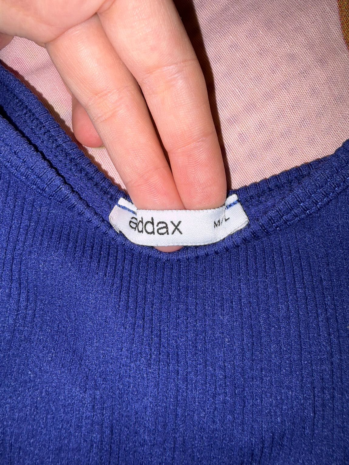 Lacivert Crop Top ve Beyaz Kot Şort — görsel 4/4