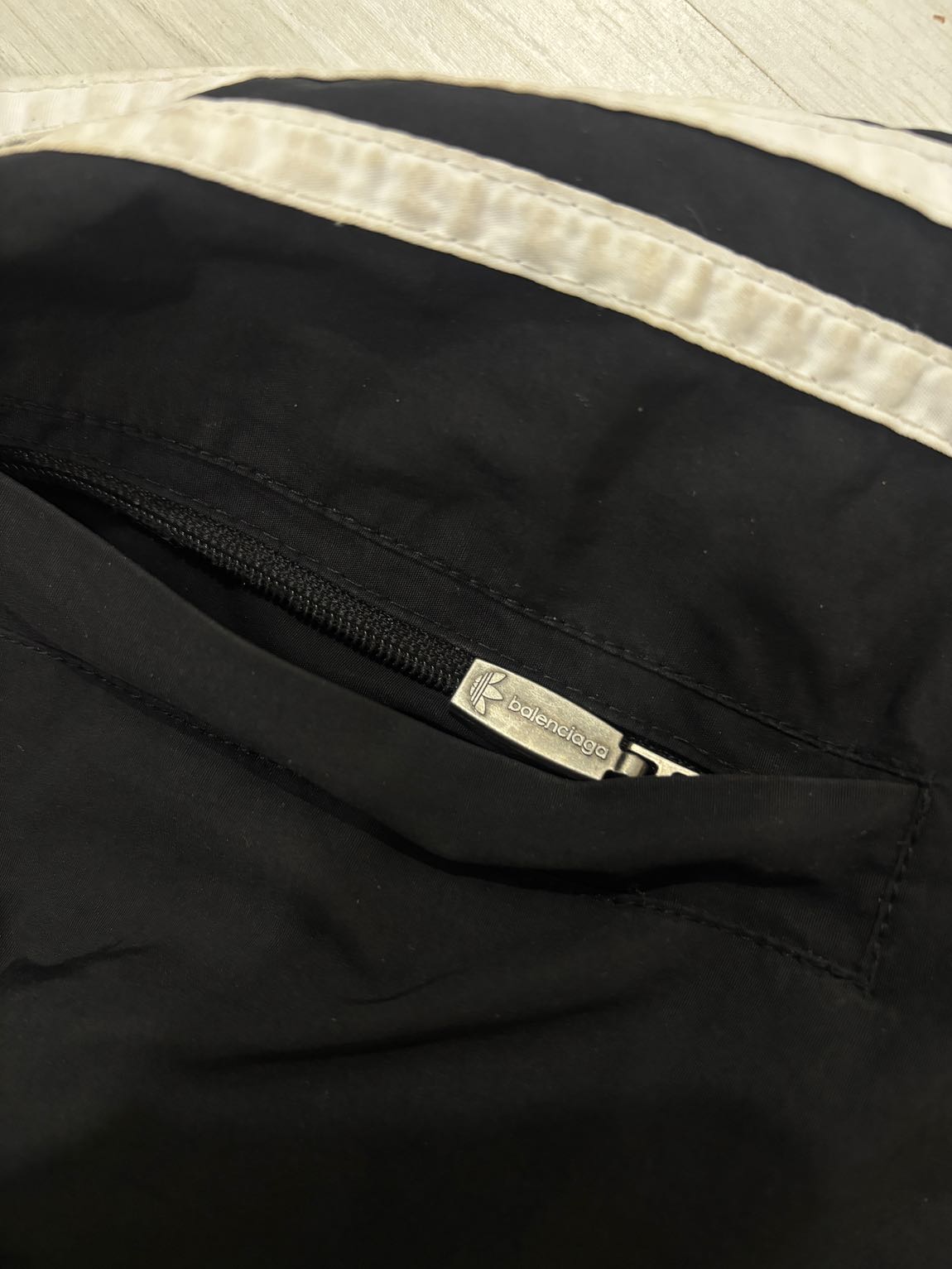 Balenciaga x adidas baggy sweatpants — görsel 4/5