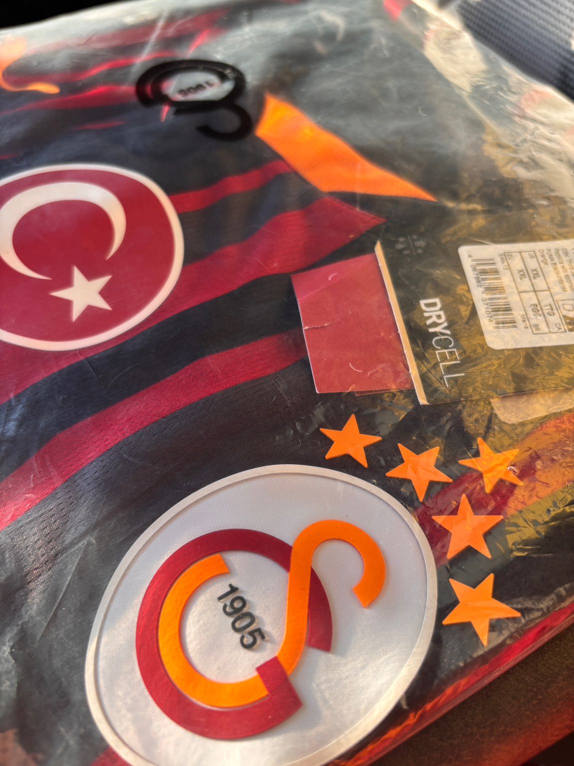 Galatasaray Alternatif Forma 5 Yıldız — görsel 3/4