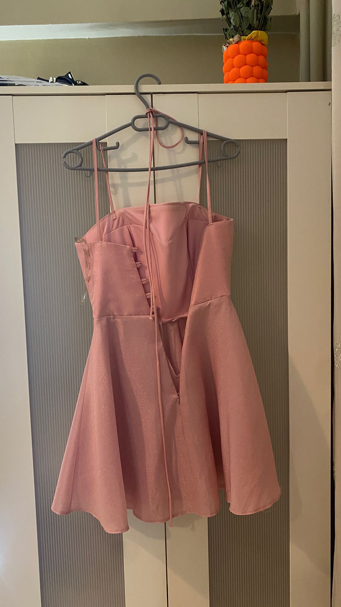 Pembe Kısa Elbise — görsel 2/2