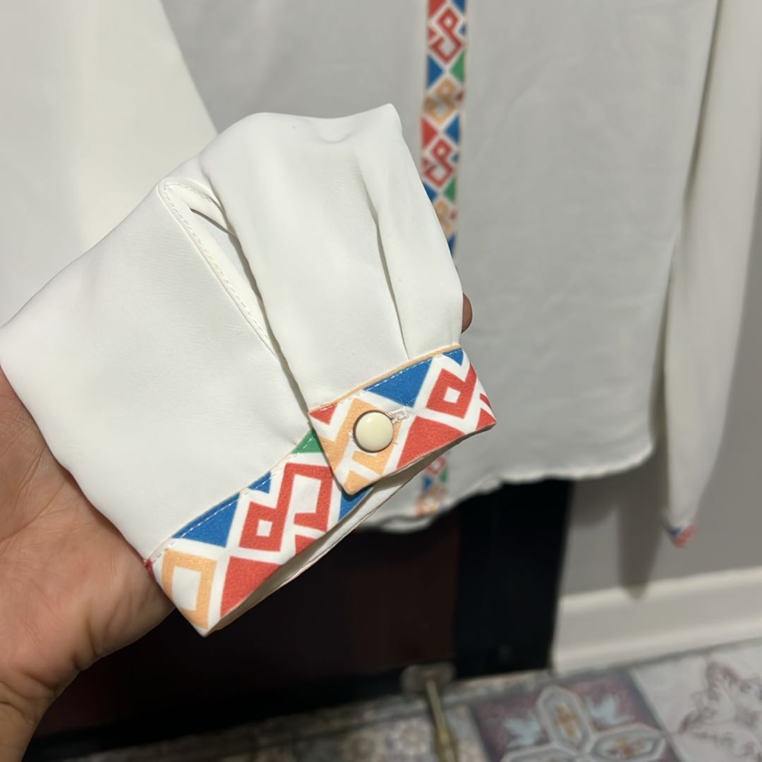Tuğba Beyaz Desenli Gömlek — görsel 3/8