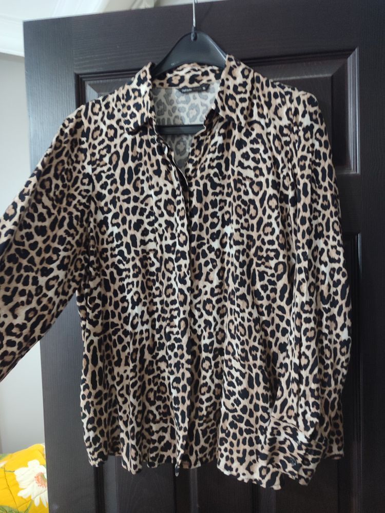 defacto marka sorunsuz leopar gömlek — görsel 2/8