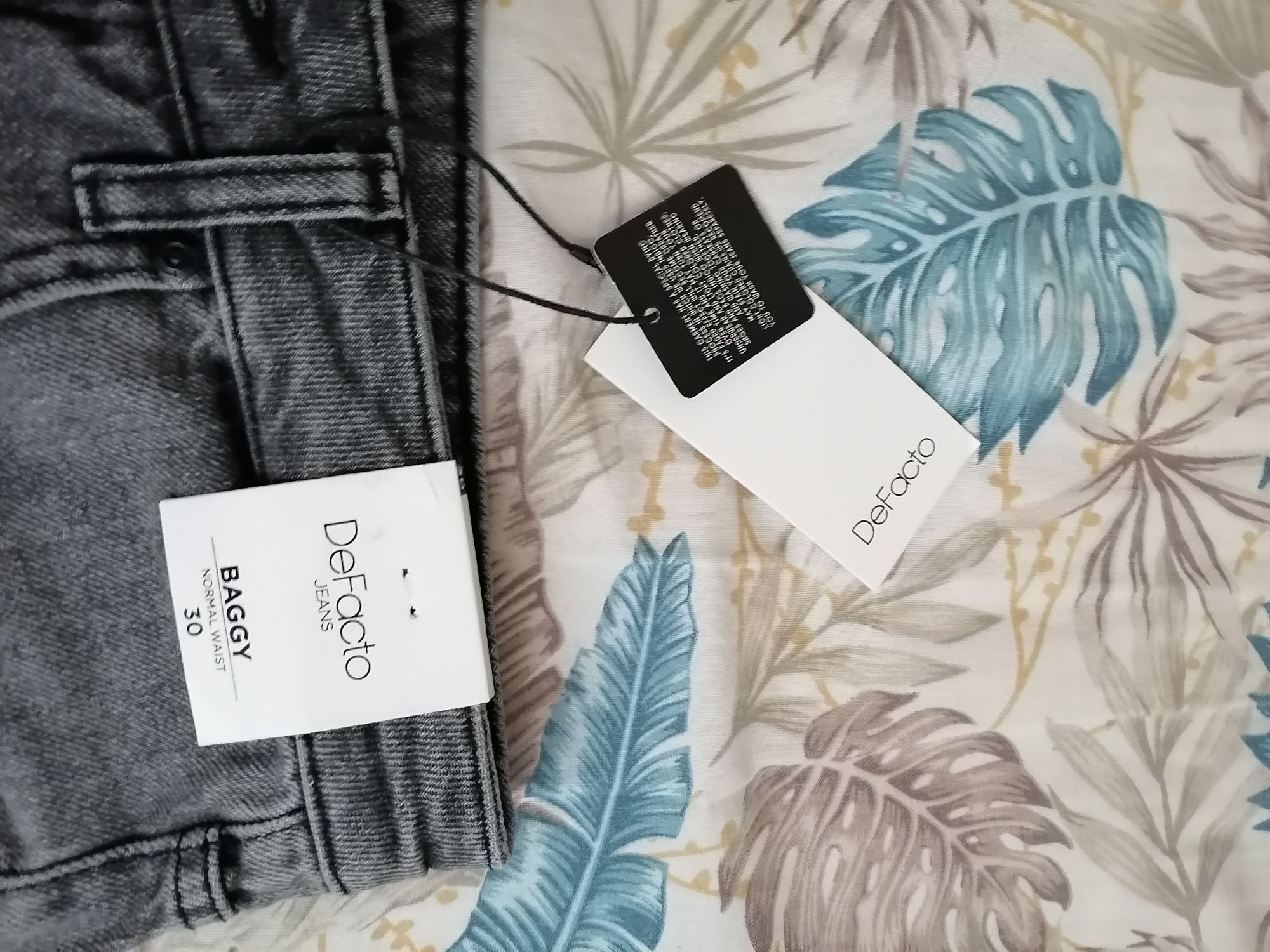 Etiketli DeFacto Baggy 30 Beden — görsel 2/3