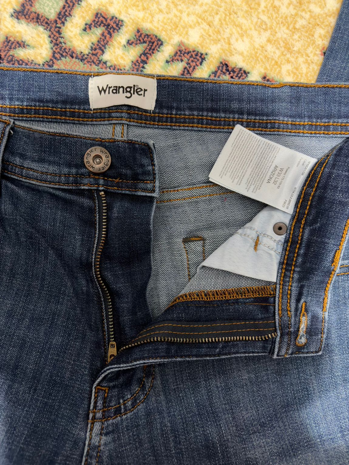 Wrangler Jean — görsel 3/3