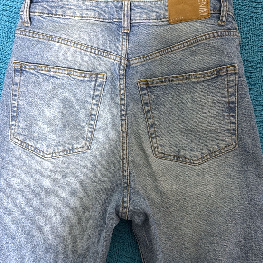 Bershka Mom Slim Jean — görsel 3/3