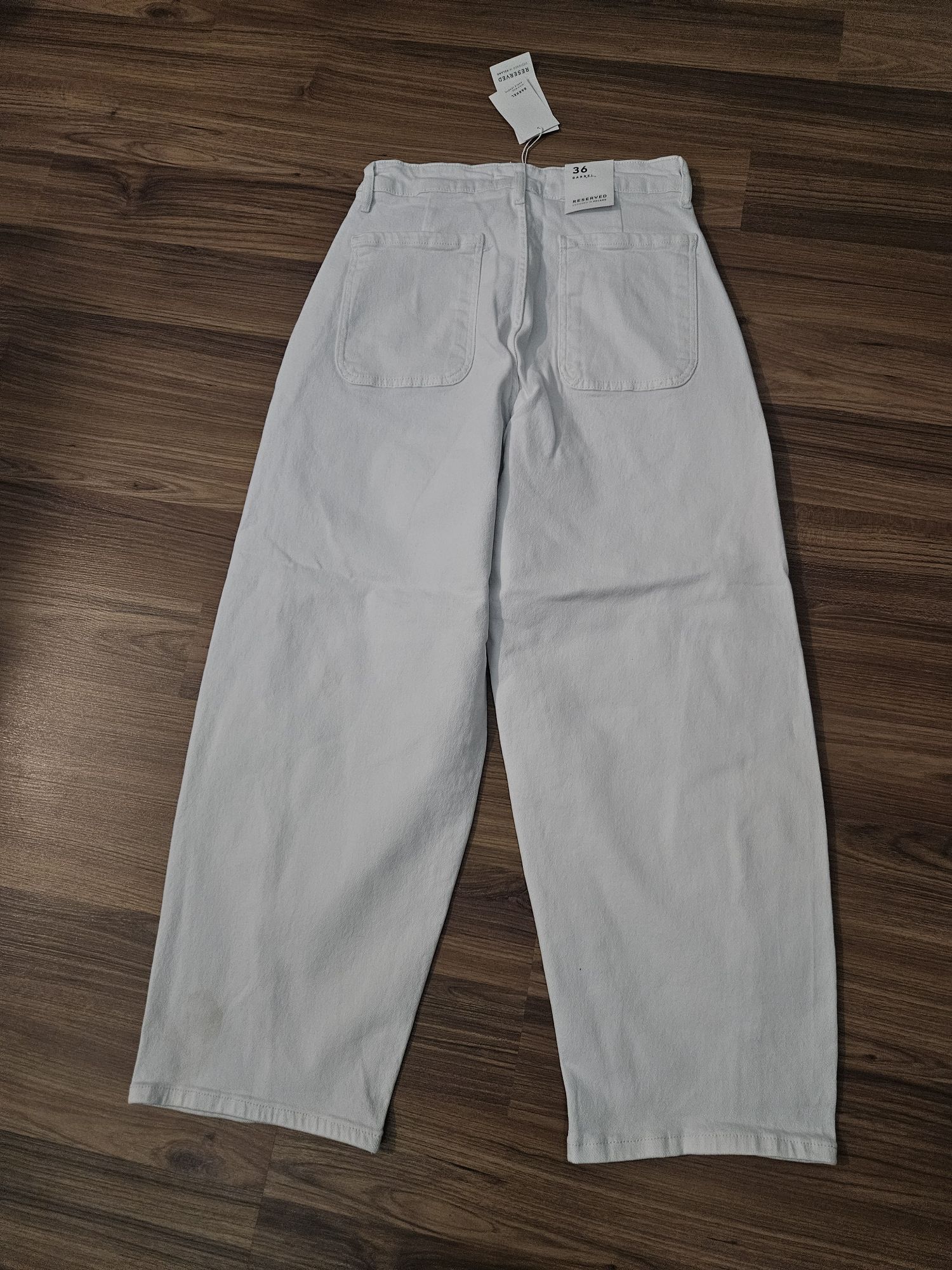 Reserved premium kumaş barrel fit jean b — görsel 3/6