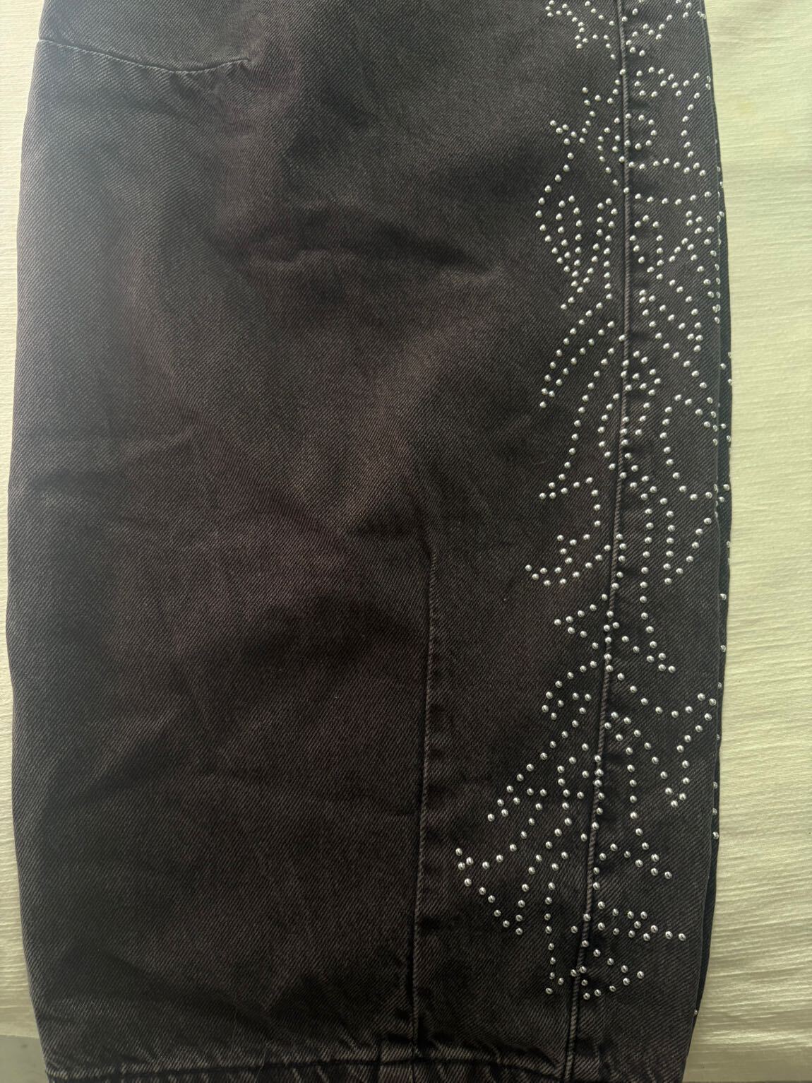 Bershka Taşlı Alev Desenli Füme Jean — görsel 9/11
