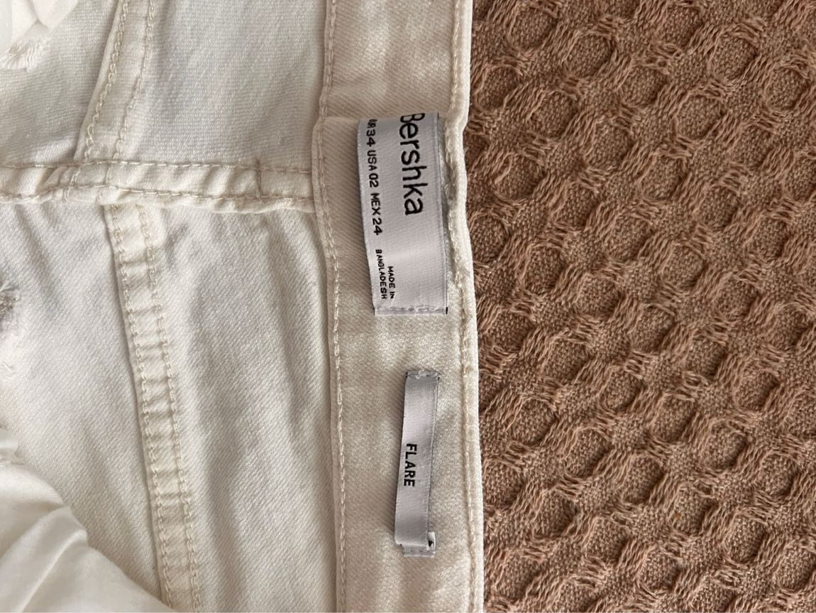 Bershka Beyaz Jean Pantolon — görsel 3/3
