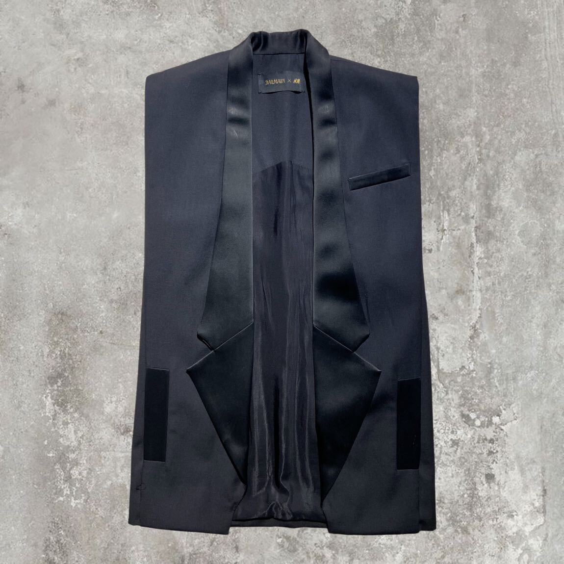 BALMAIN X H&M coat — görsel 2/4