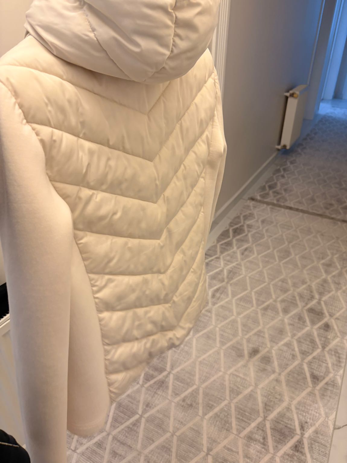 ZARA KONTRAST EKRU ŞİŞME MONT — görsel 4/6