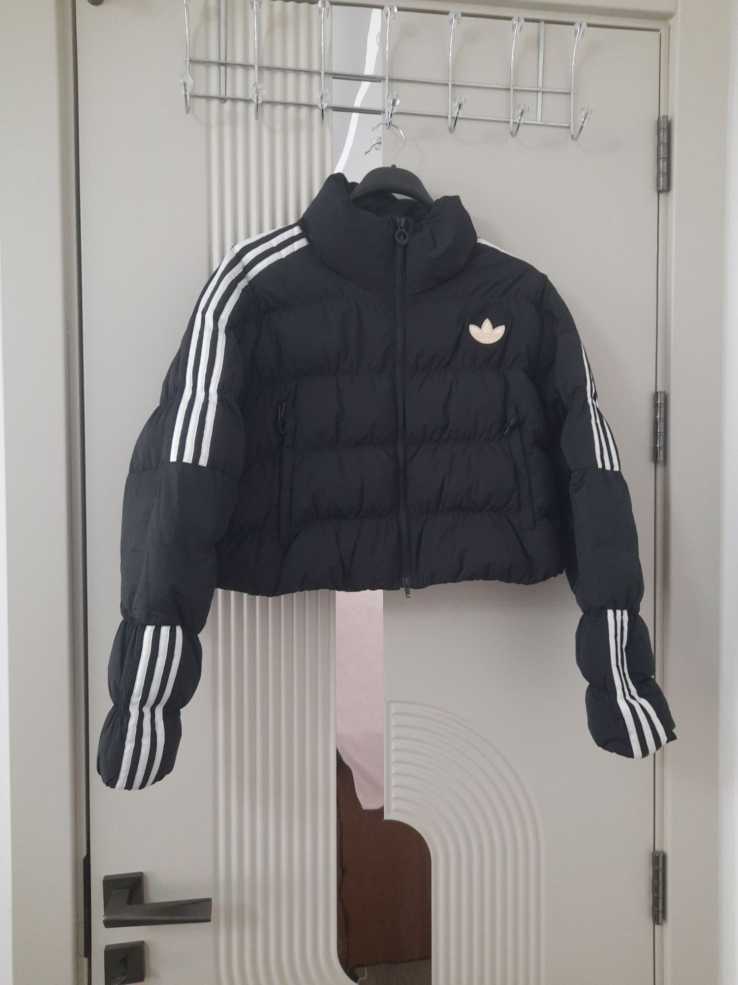 Adidas Siyah Kadın Mont — görsel 17/20